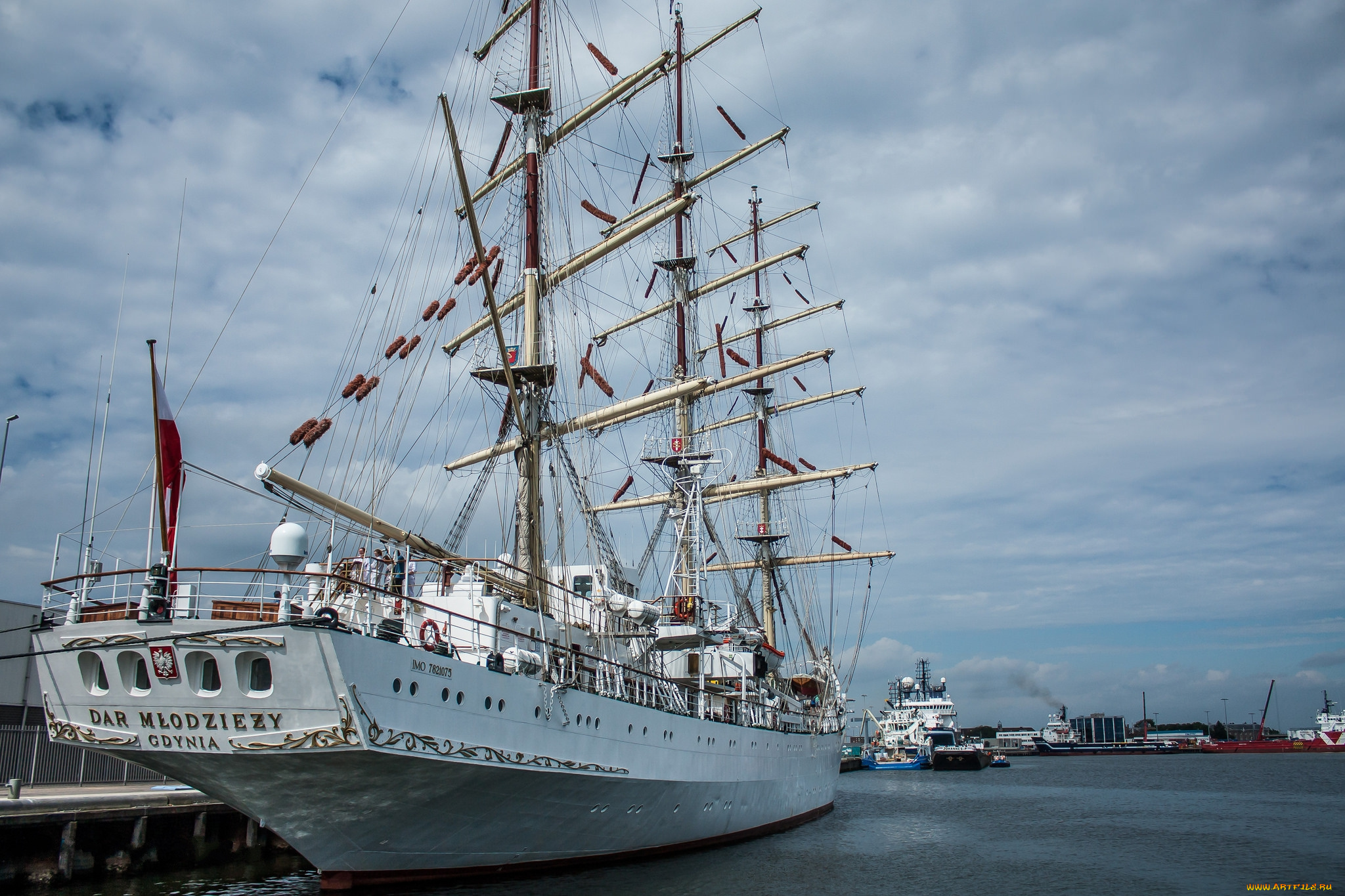 dar, mlodziezy, корабли, парусники, мачты, причал, паруса