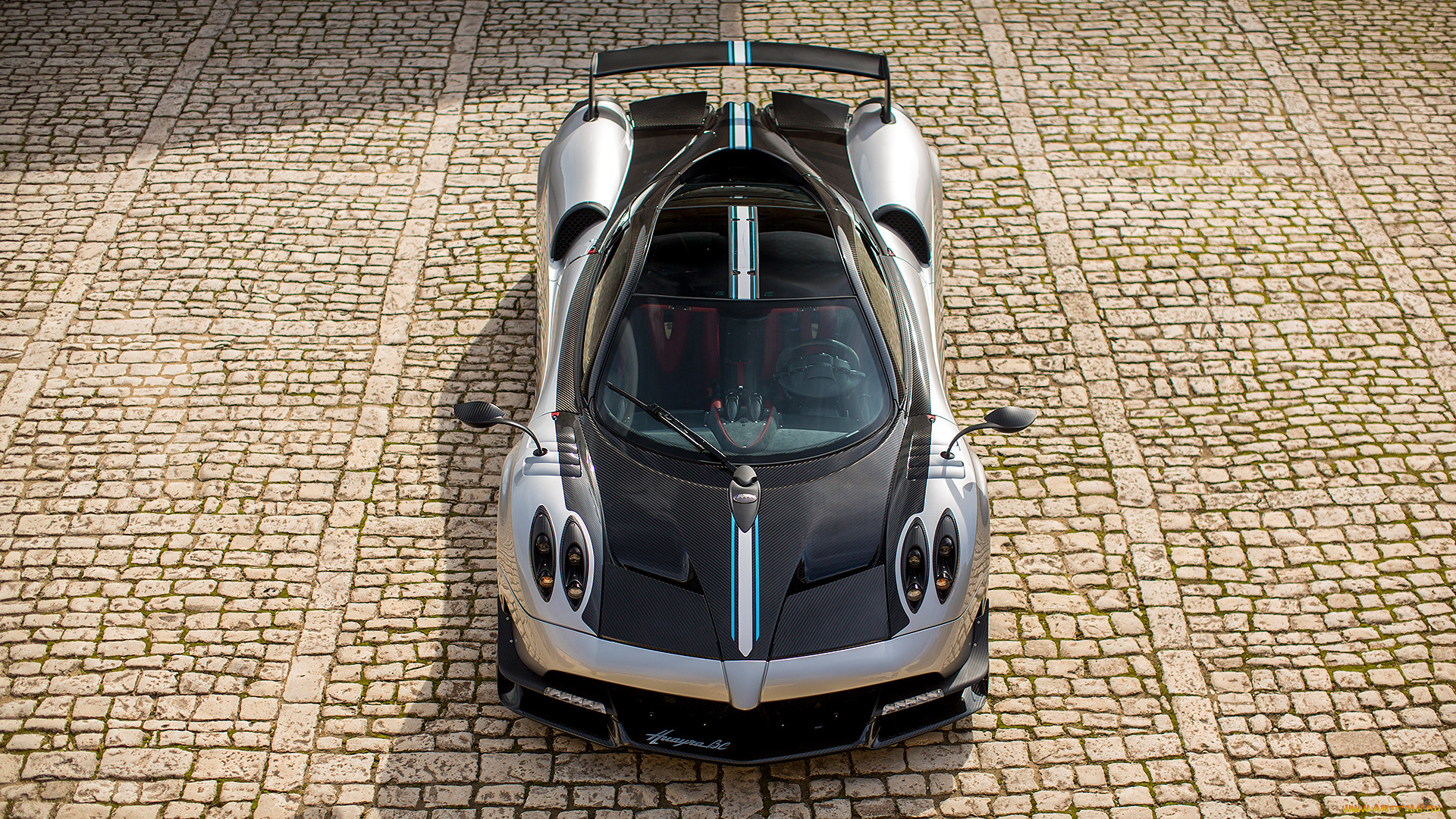 автомобили, pagani