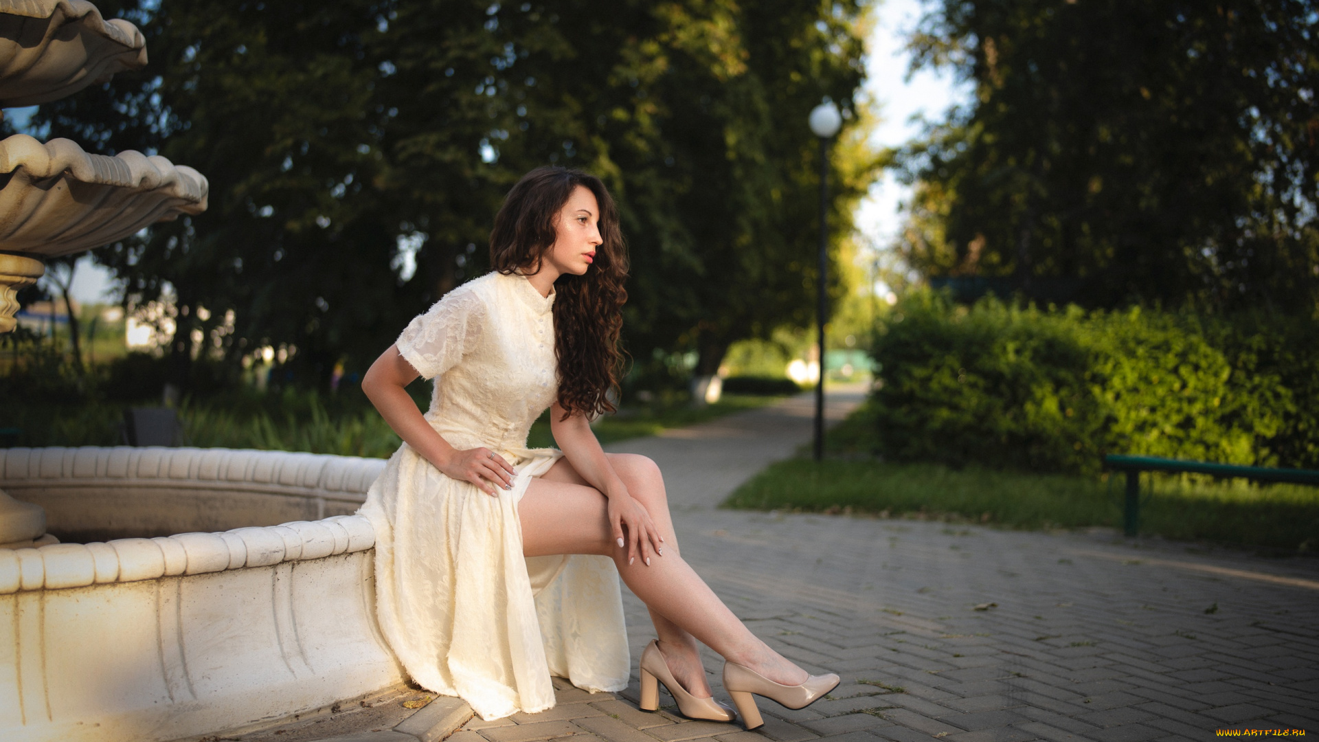 девушка, -, girl, девушки, -, брюнетки, , шатенки, девушка, женщина, шатенка, темноволосая, сексуальная, модель, звезда, позирует, разная, обувь, верхняя, стильная, одежда, нижнее, эротическое, бельё, трусы, лифчик, колготки, чулки, аксессуары, макияж, и, множество, элементов, на, фотографии