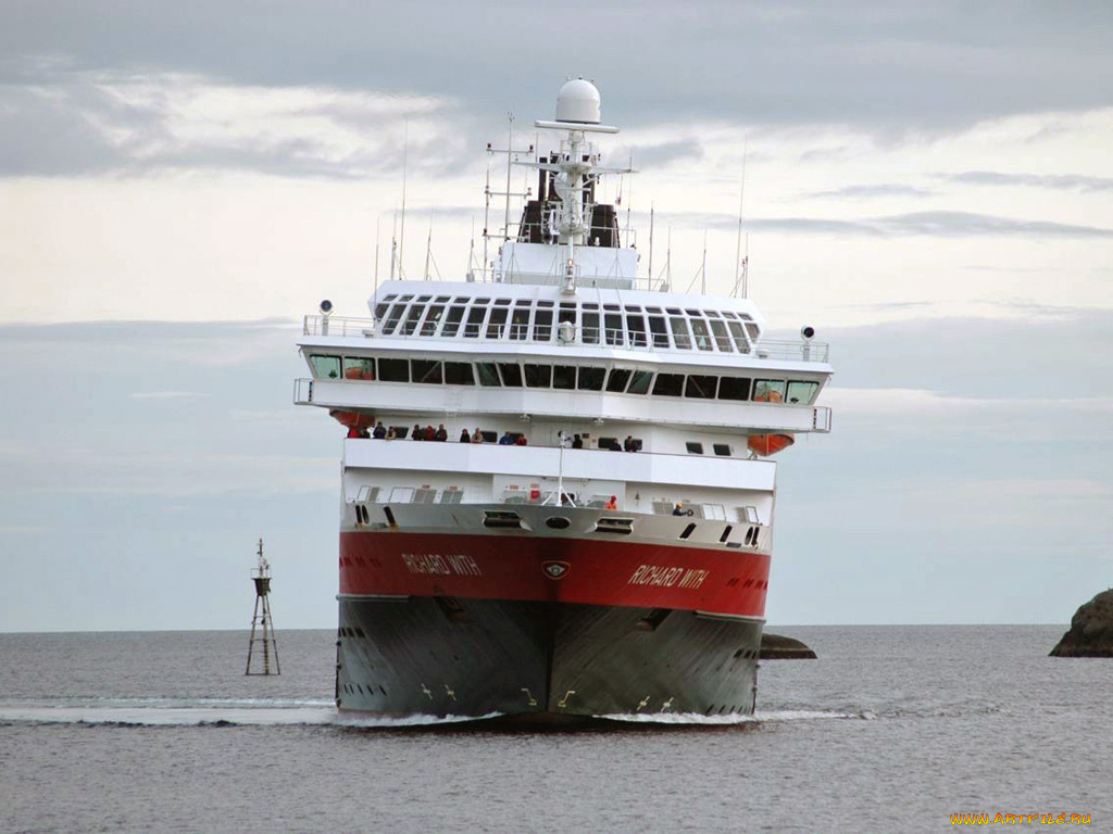 корабли, лайнеры