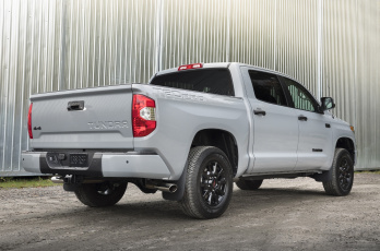 Картинка автомобили toyota