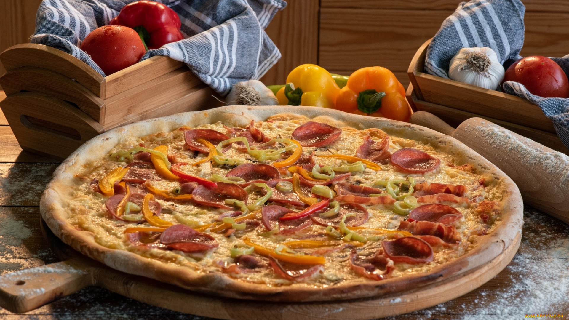 еда, пицца, перец, салями, чеснок