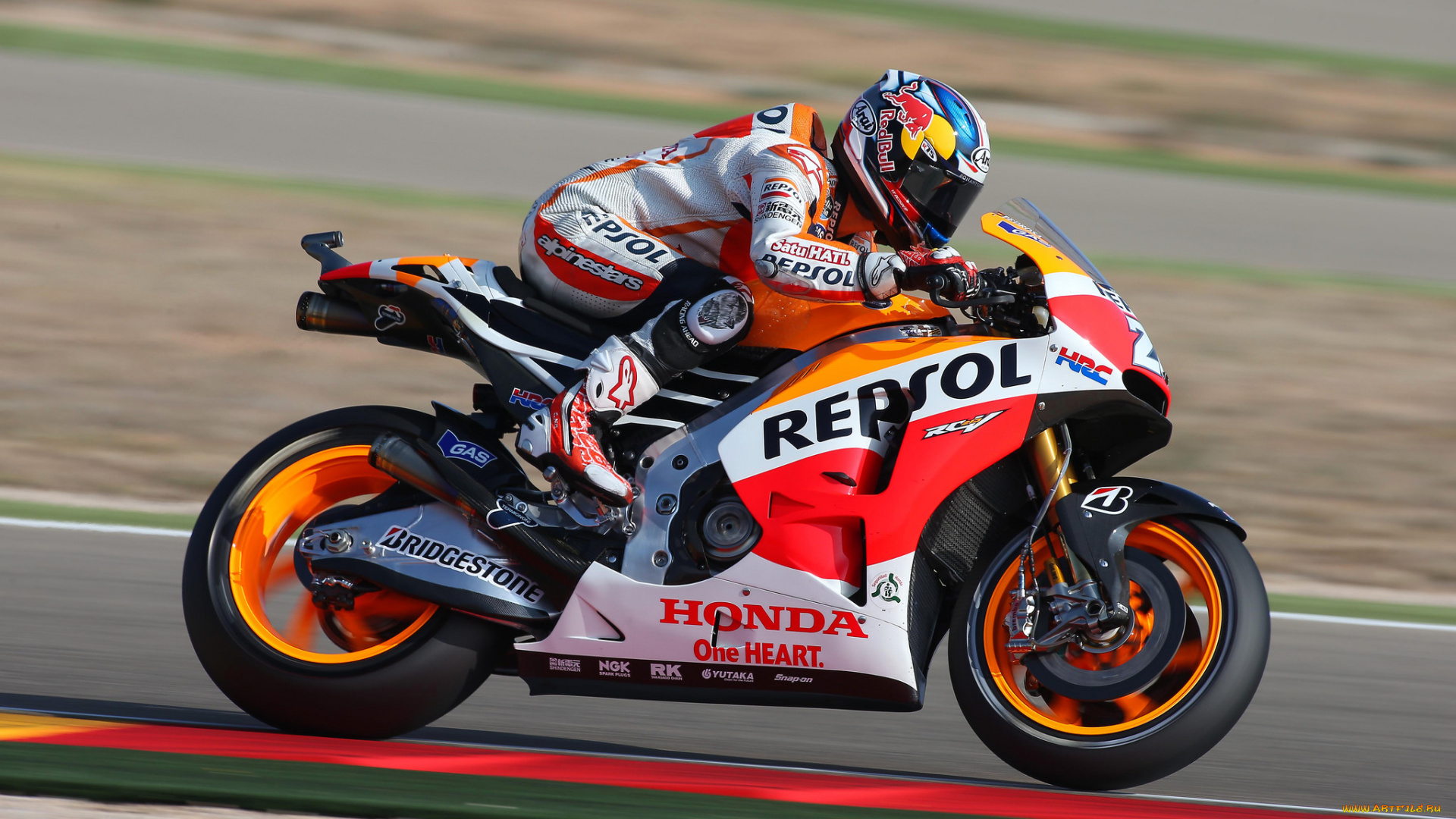 спорт, мотоспорт, гонщик, байк, трасса, экипировка