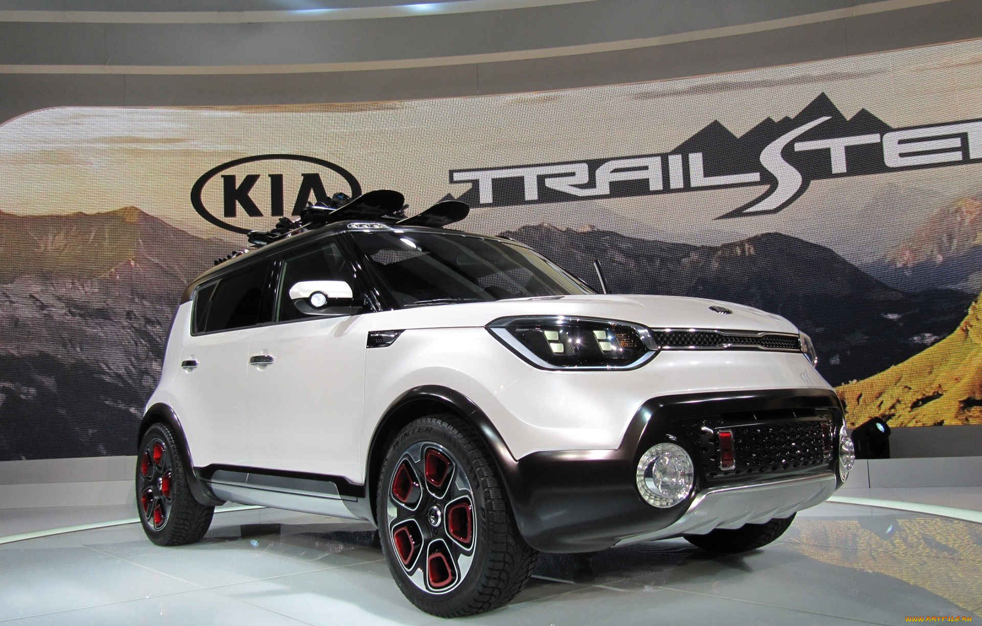 kia, soul, trailster, 2018, автомобили, выставки, и, уличные, фото, 2018, белый, trailster, soul, kia