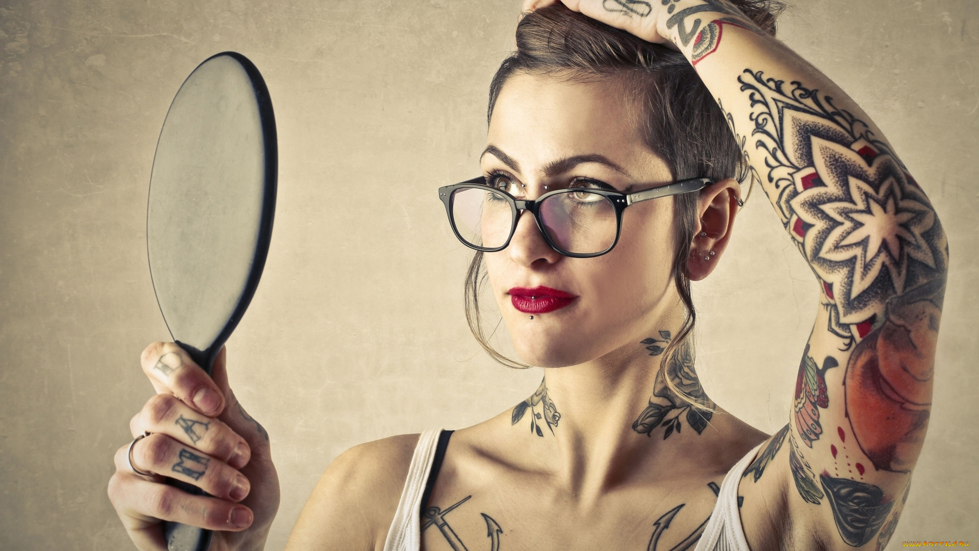 девушки, -, брюнетки, , шатенки, очки, зеркало, тату, пирсинг