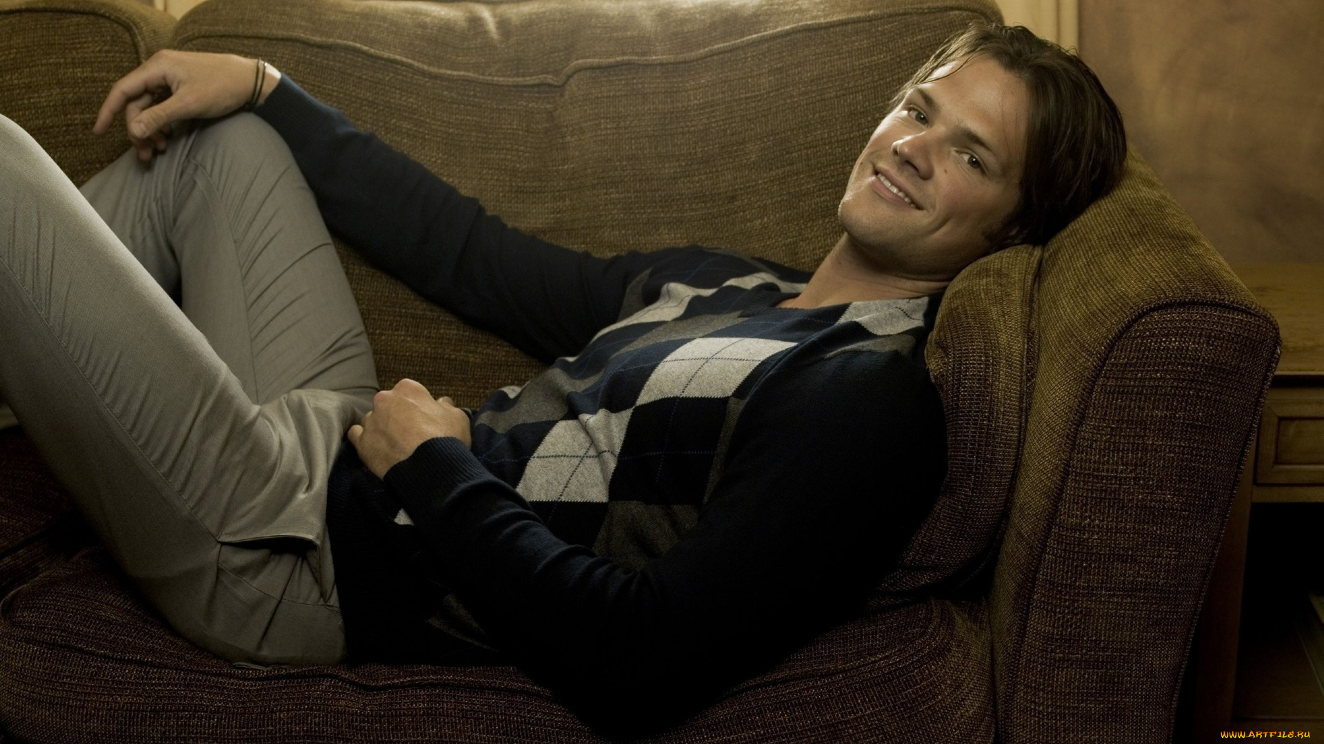 jared, padalecki, мужчины, диван