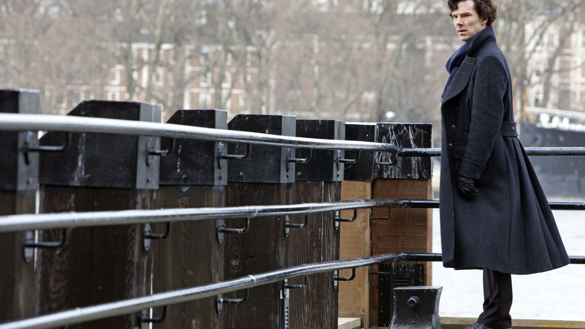кино, фильмы, sherlock, , сериал, поручни, пальто, шерлок