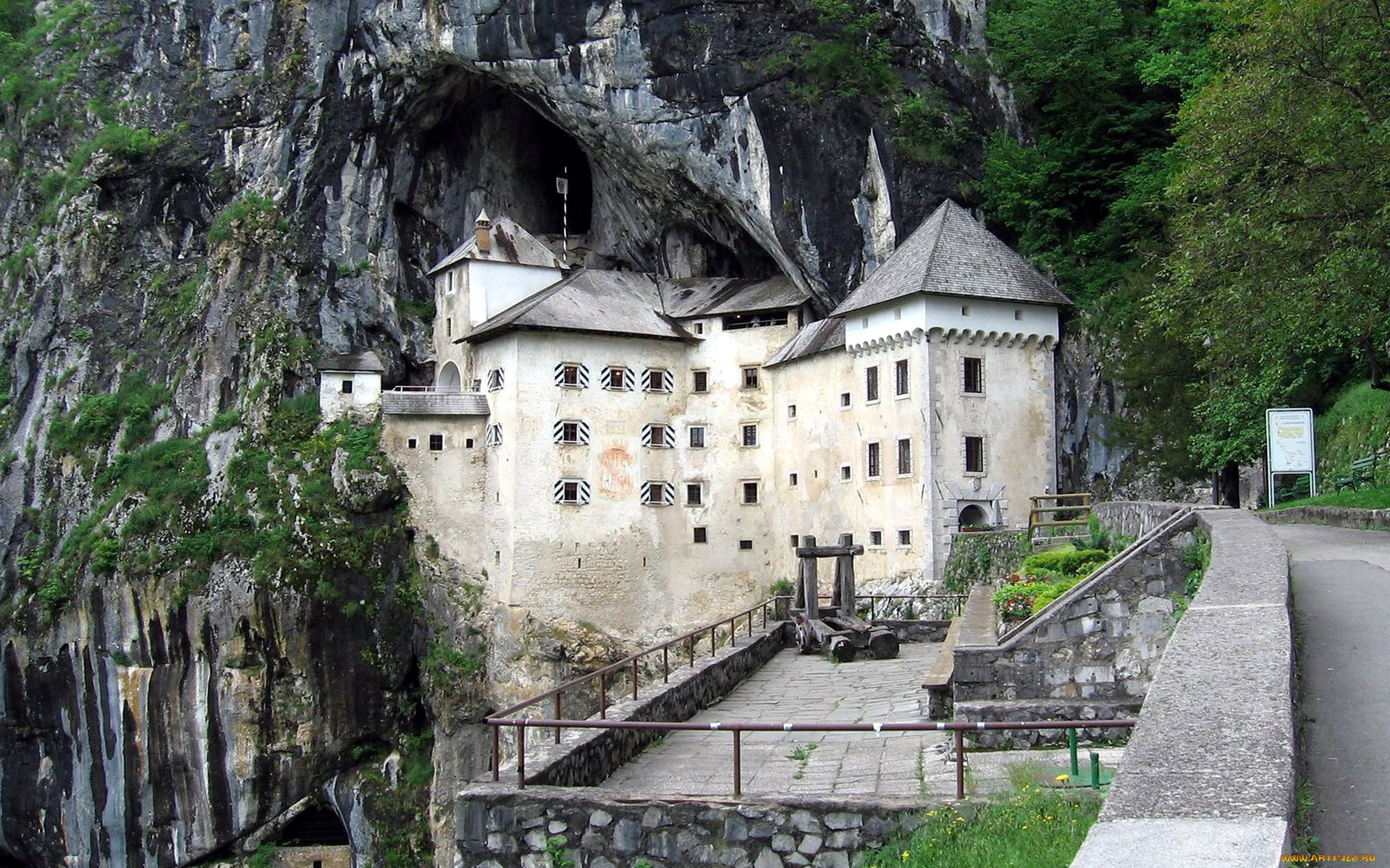 predjama, castle, , slovenia, города, -, дворцы, , замки, , крепости, predjama, castle, slovenia