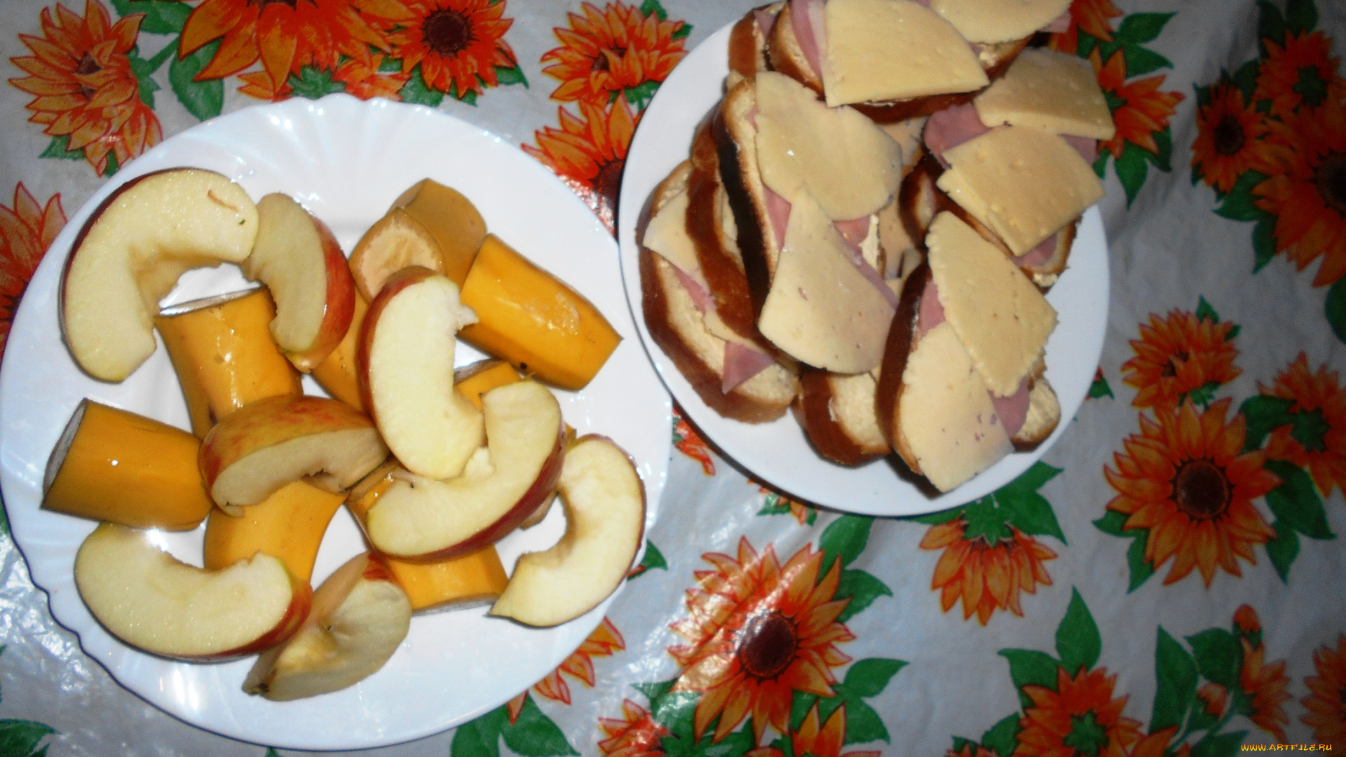 еда, бутерброды, , гамбургеры, , канапе, колбаса, хлеб, сыр, яблоки, бананы