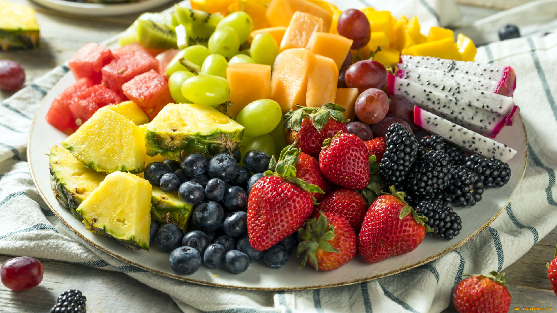 еда, фрукты, , ягоды, клубника, виноград, ананас, ежевика, черника