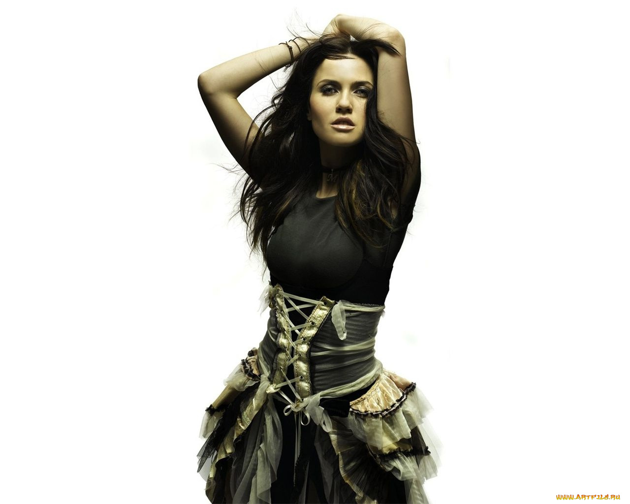 Mia, Aegerter, девушки