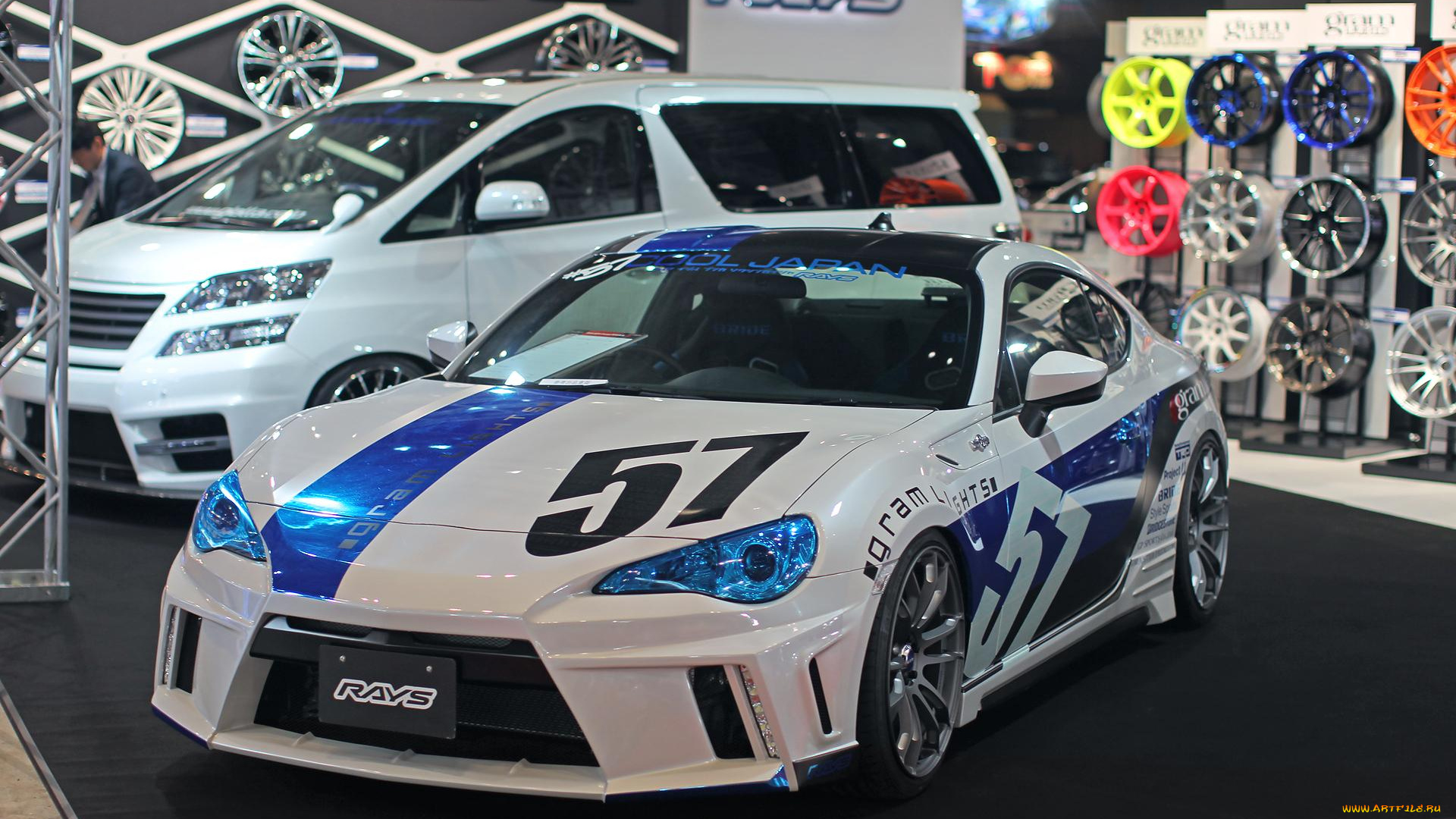 автомобили, выставки, уличные, фото, диски, новые