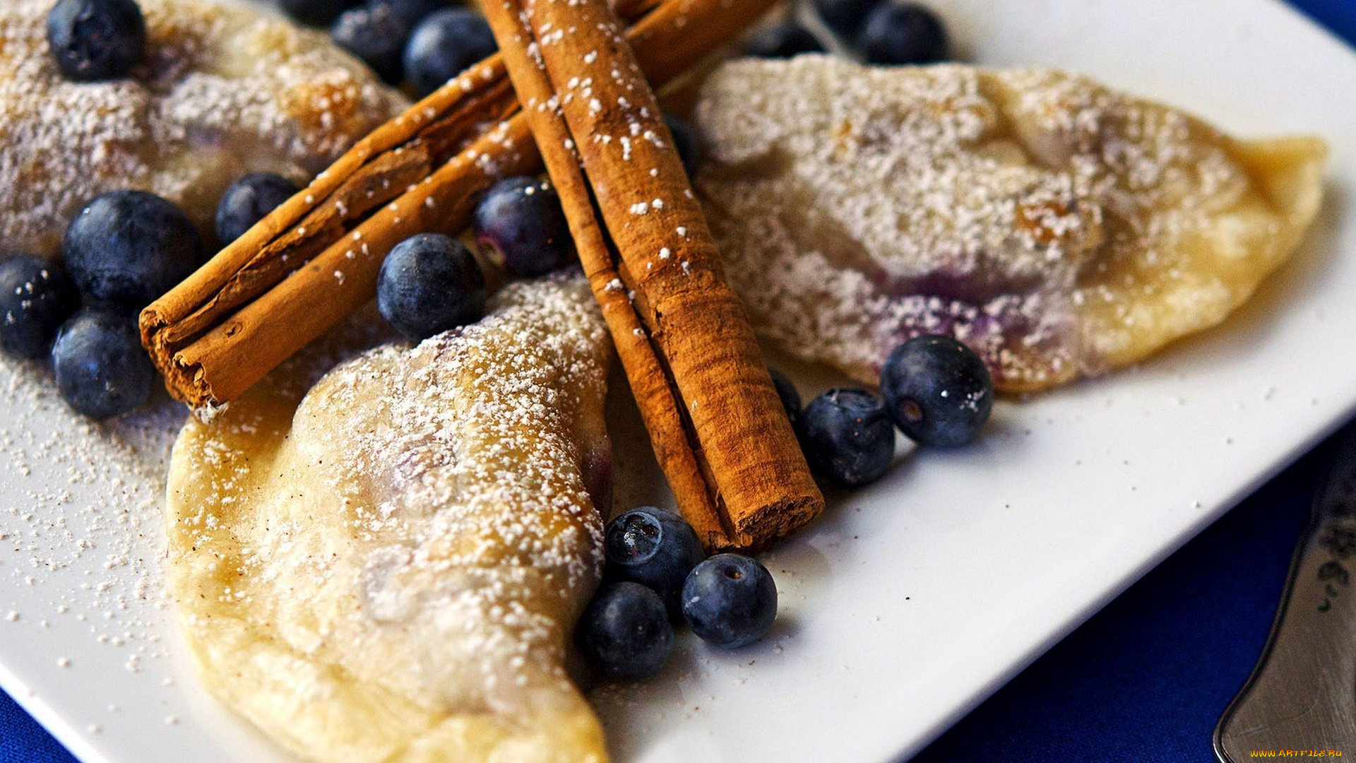 еда, пельмени, , манты, , вареники, корица, черника, вареники