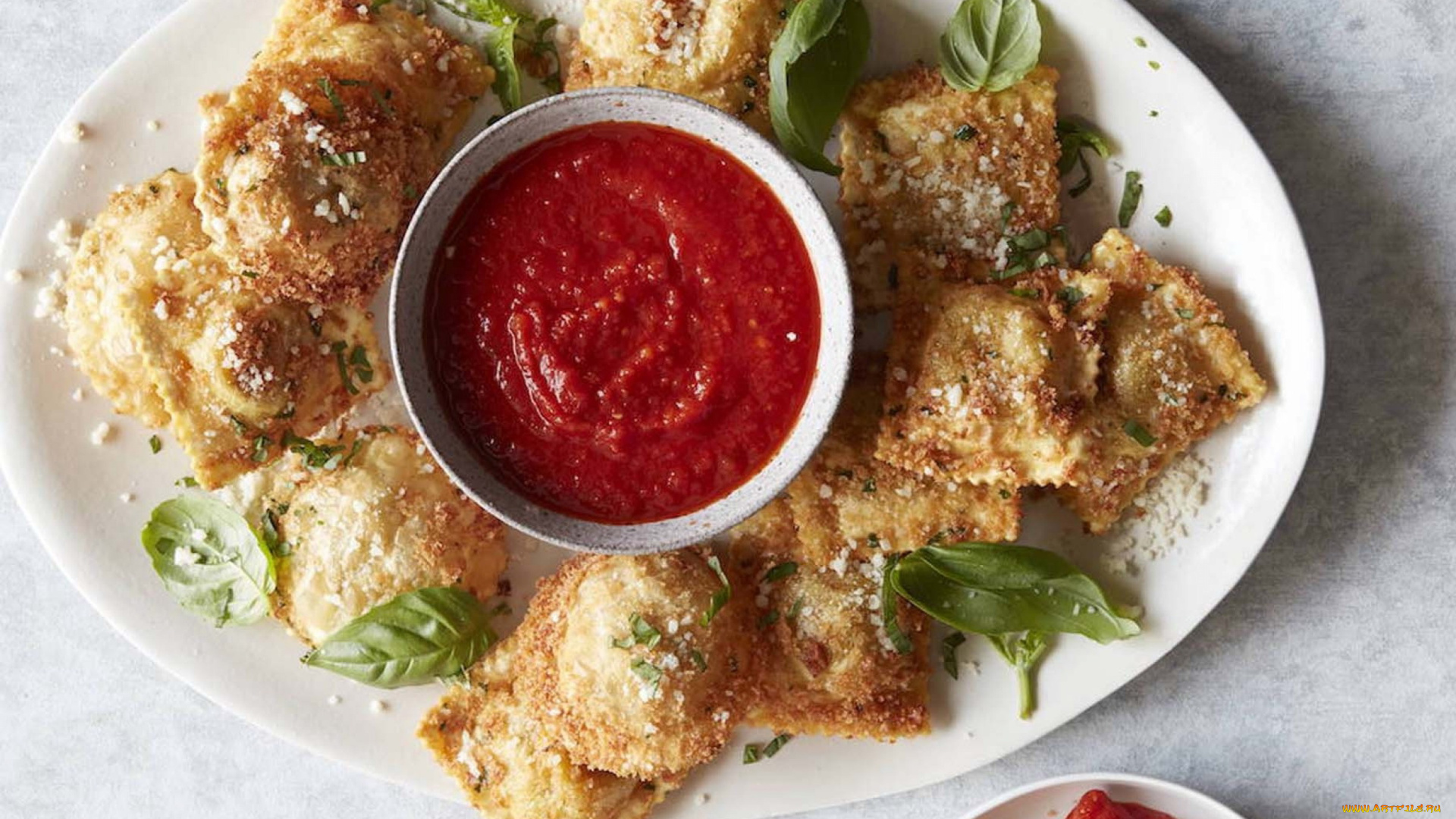 еда, пельмени, , манты, , вареники, равиоли, базилик, соус, итальянская, кухня