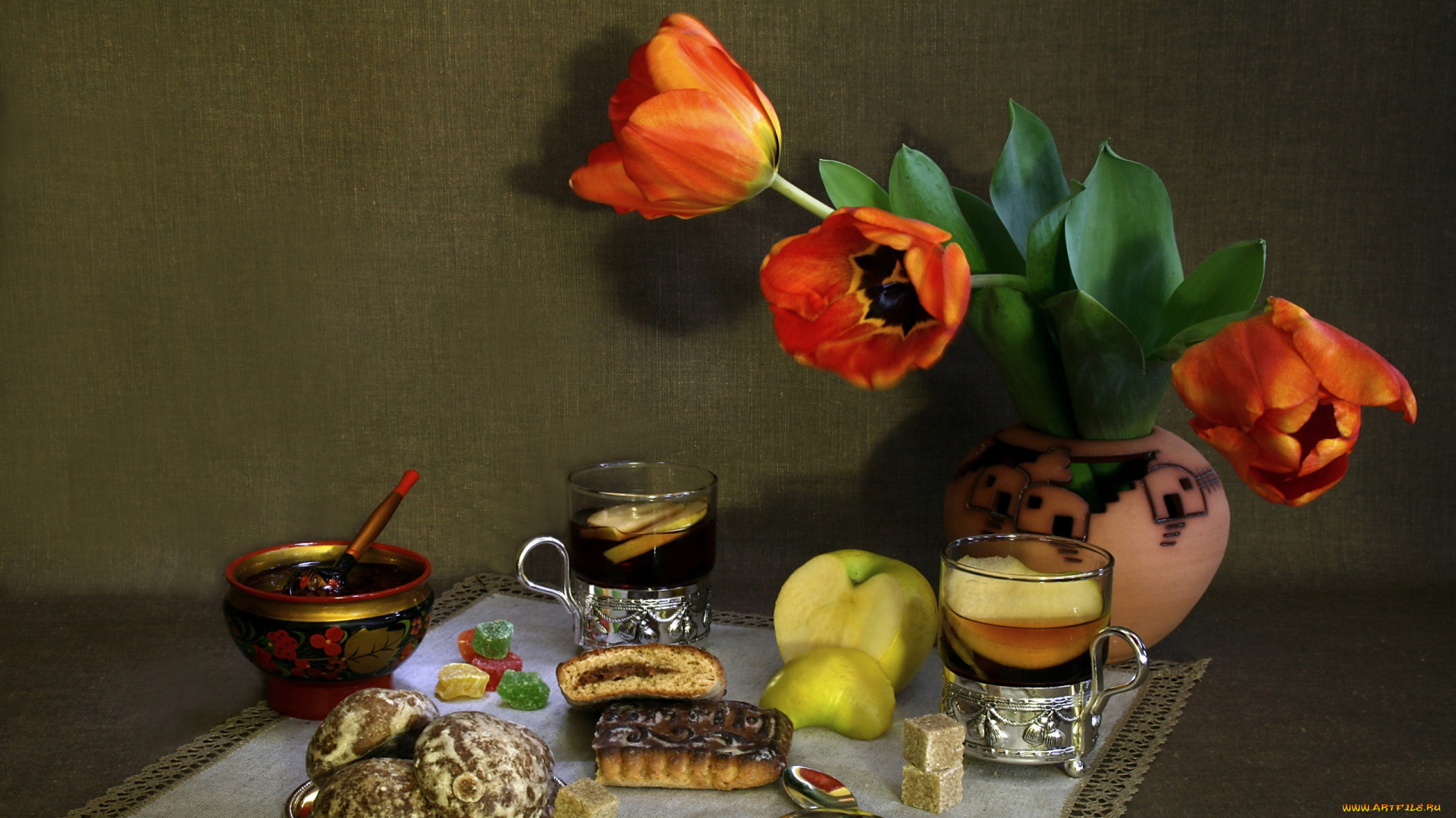 еда, натюрморт, букет, чай, стаканы, подстаканники, пряники, мармелад, мед