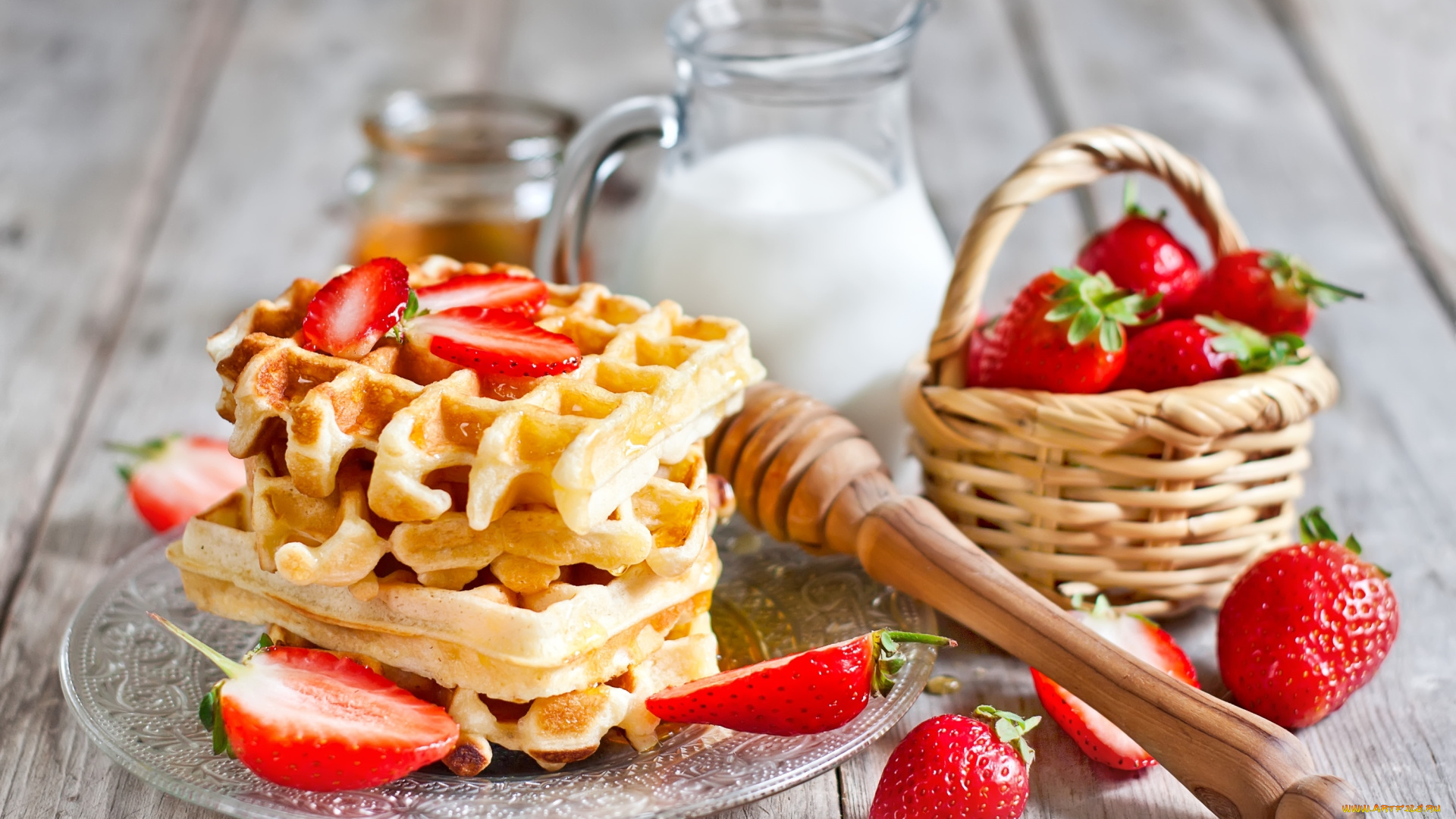 еда, блины, , оладьи, вафли, молоко, мед, клубника