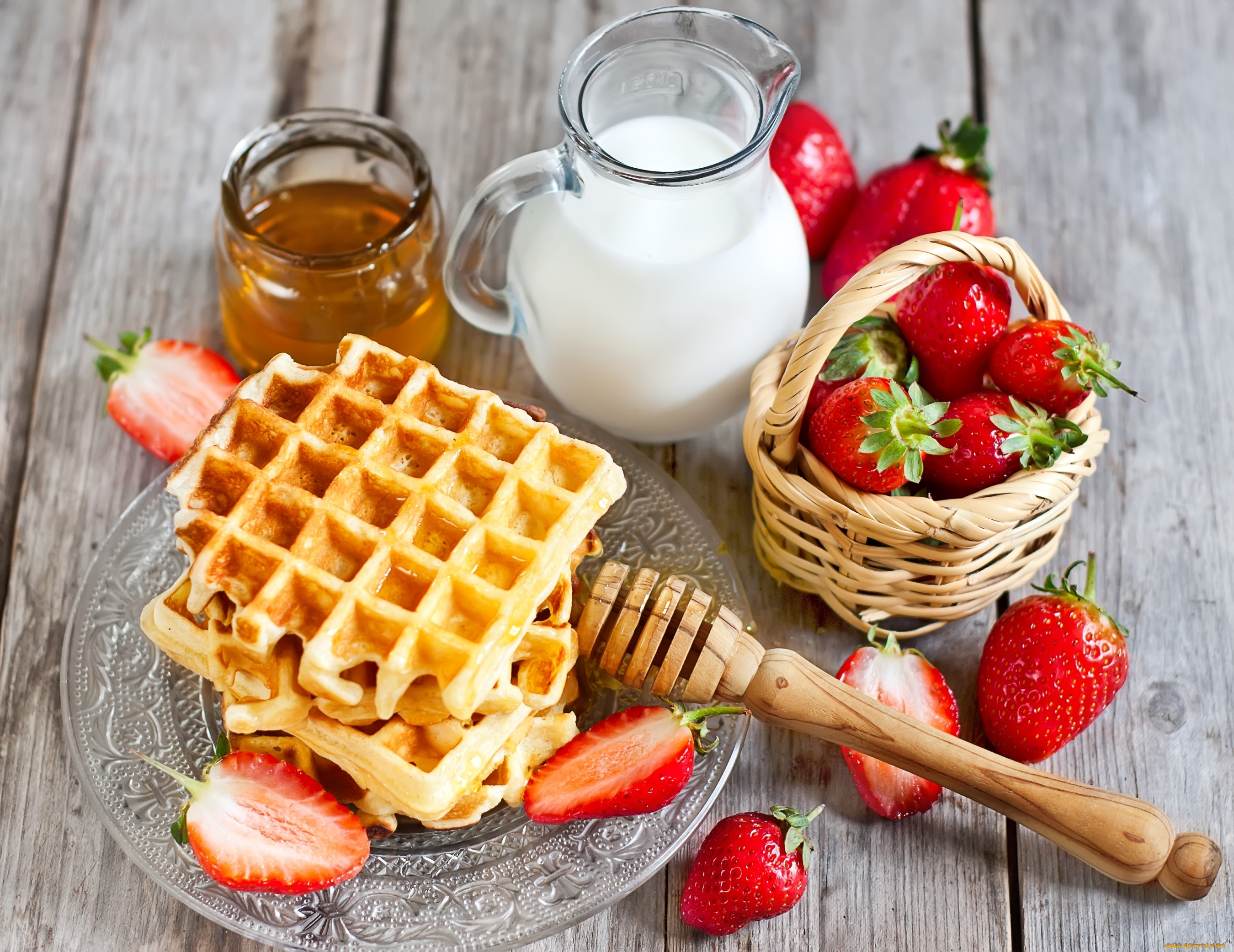 еда, блины, , оладьи, молоко, вафли, клубника, мед