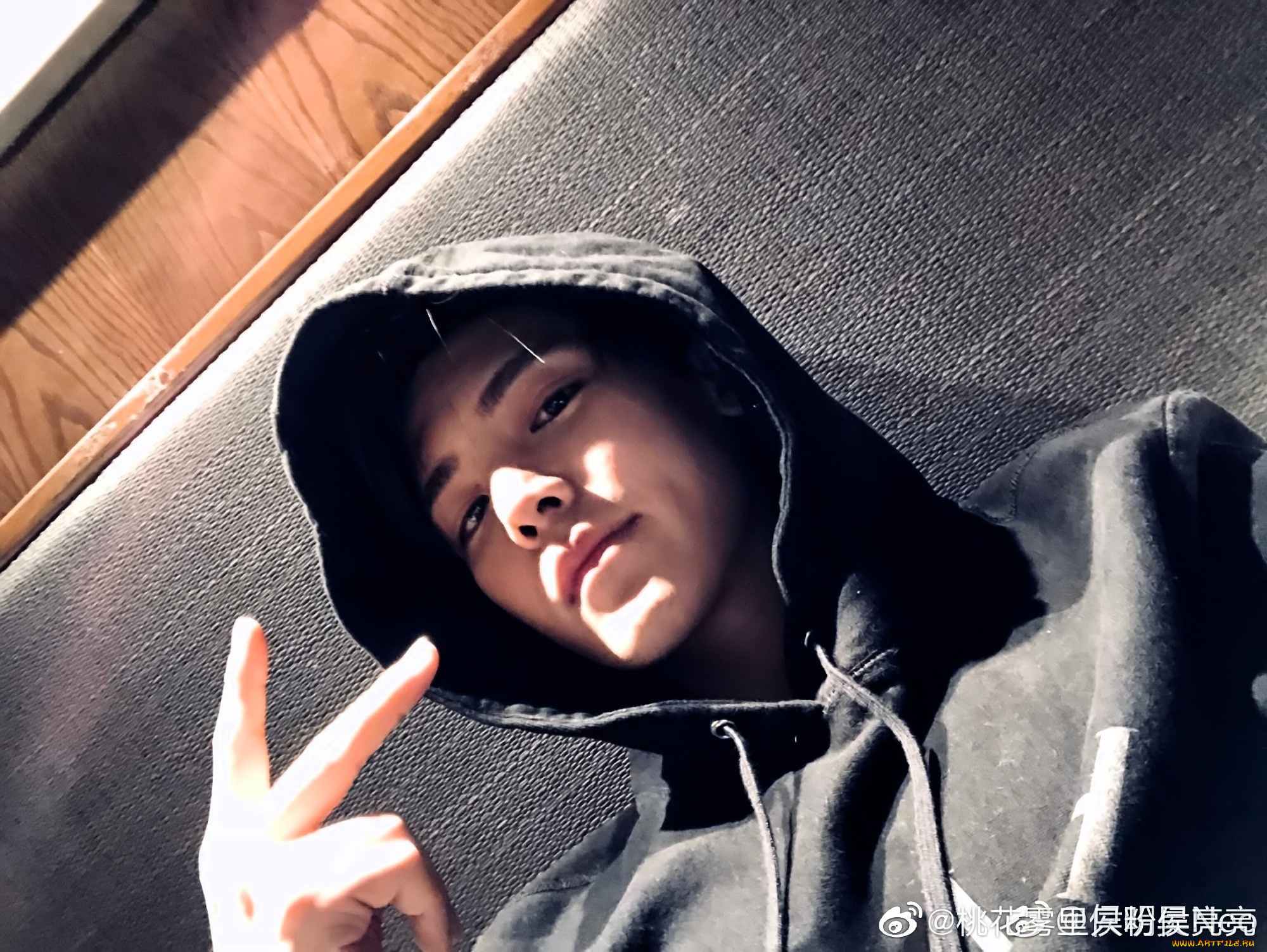 мужчины, hou, ming, hao, актер, жест, толстовка, капюшон