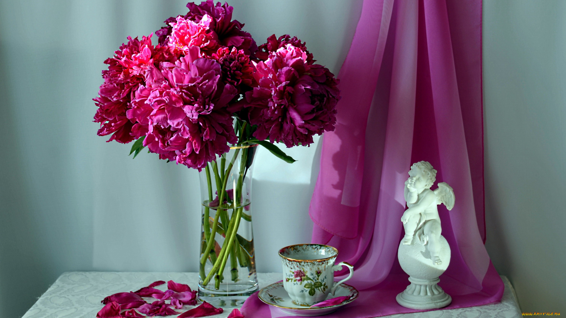 цветы, пионы, чашка, лепестки, статуэтка