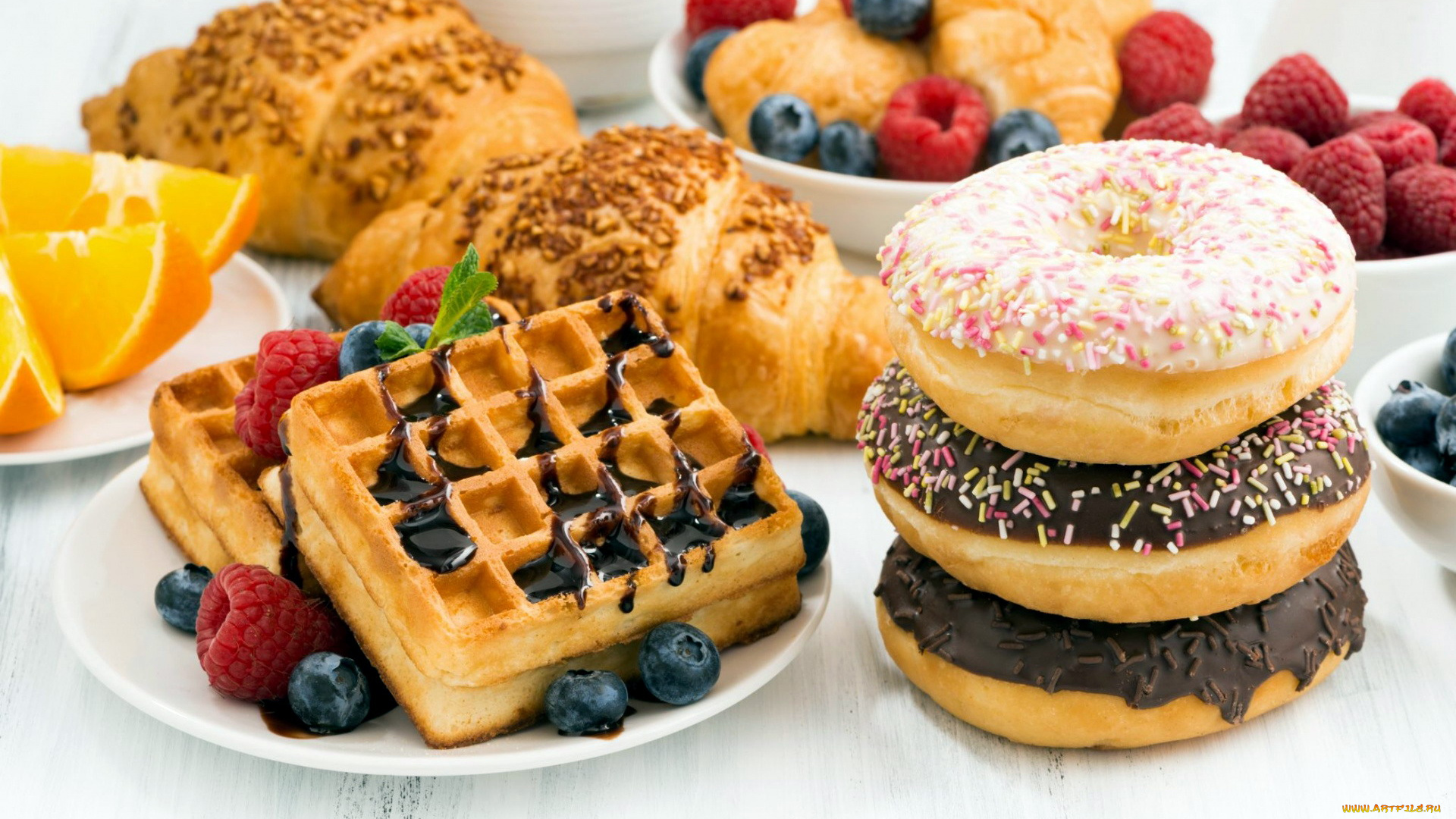 еда, хлеб, , выпечка, пончики, круассан, вафли