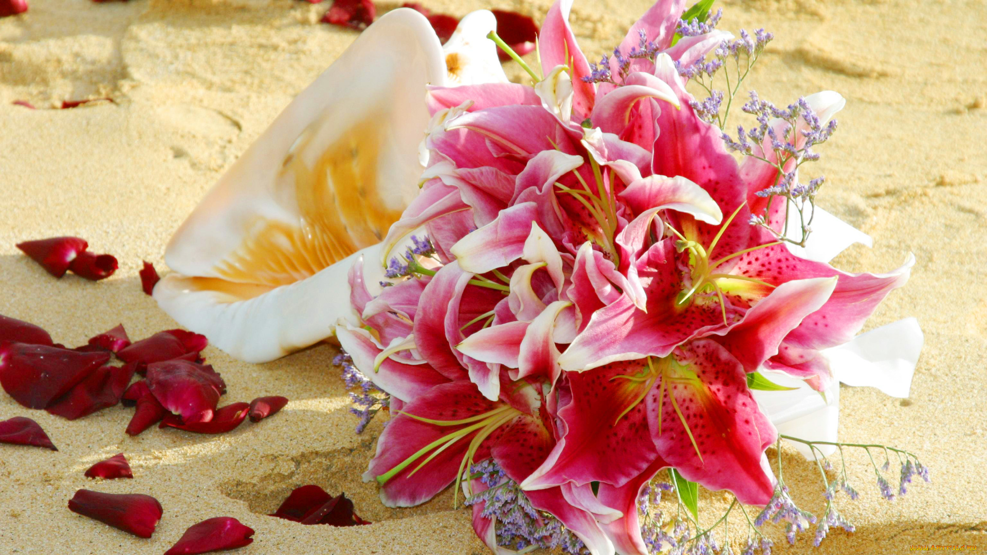 цветы, букеты, композиции, лилии, песок, лепестки