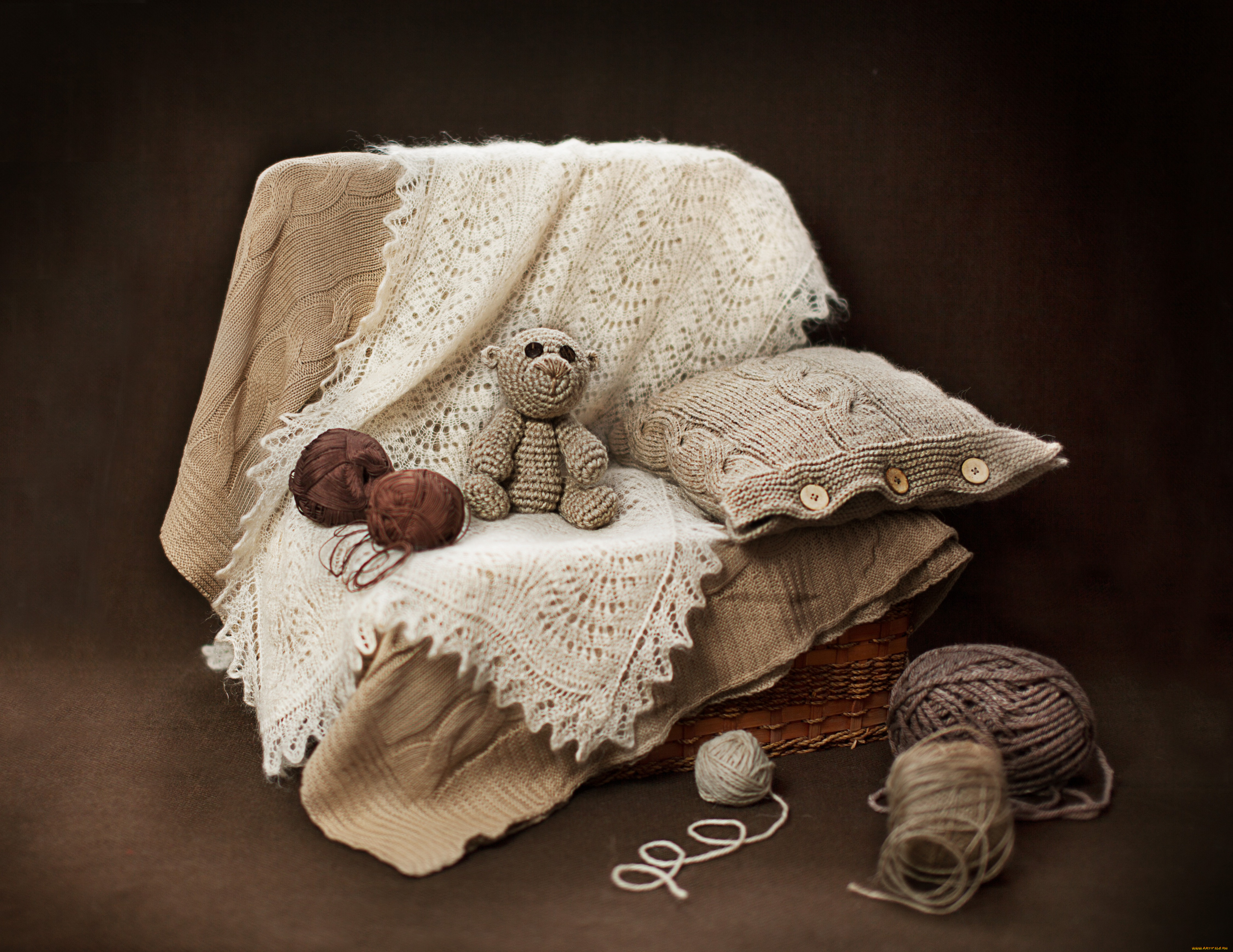 разное, ремесла, поделки, рукоделие, шкатулка, нитки, пряжа, игрушка, медвежонок, мулине, паутинка, подушечка, пуговицы