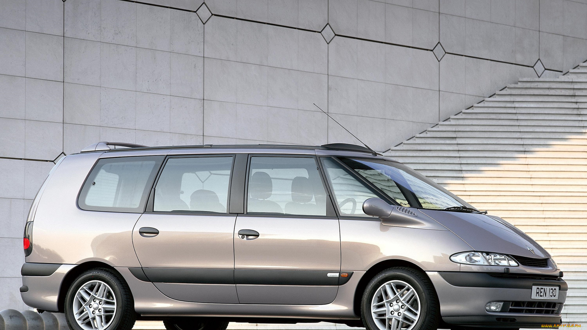 автомобили, renault