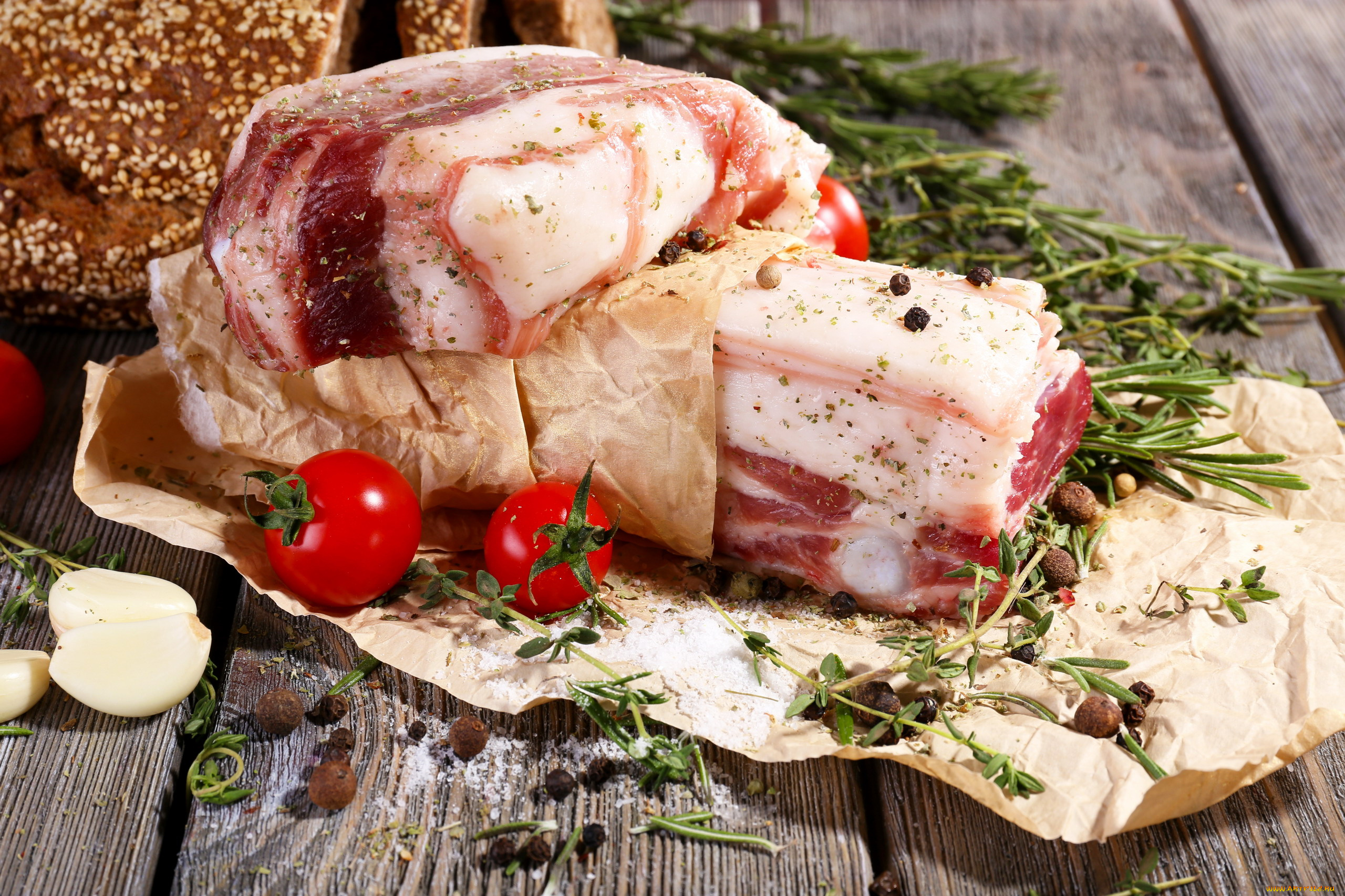 еда, мясные, блюда, розмарин, помидоры, перец, сало