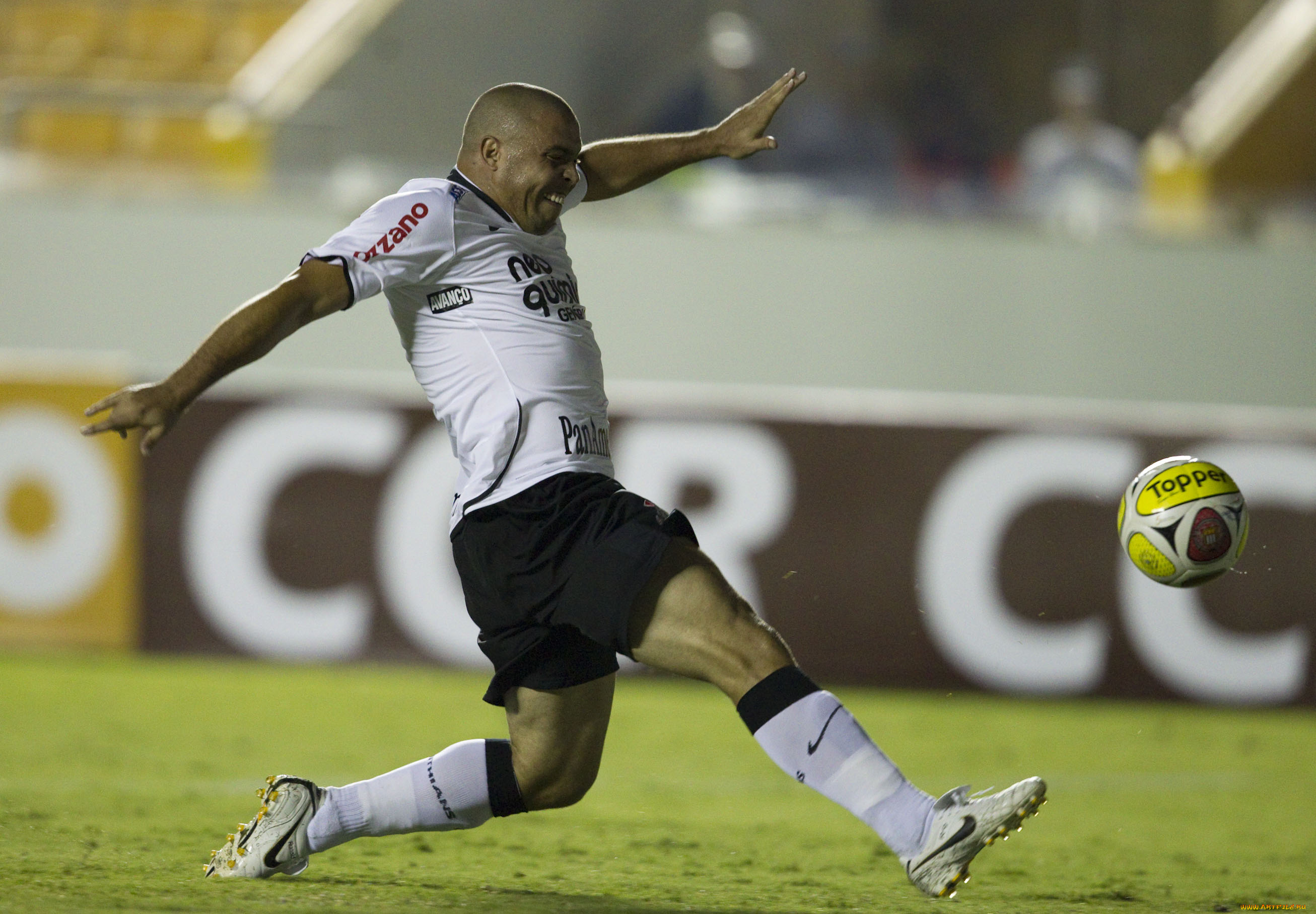 ronaldo, спорт, футбол, роналдо, r9, corinthians, коринтианс, бразилец, brazil, бразилия, футболист, форвард, матч