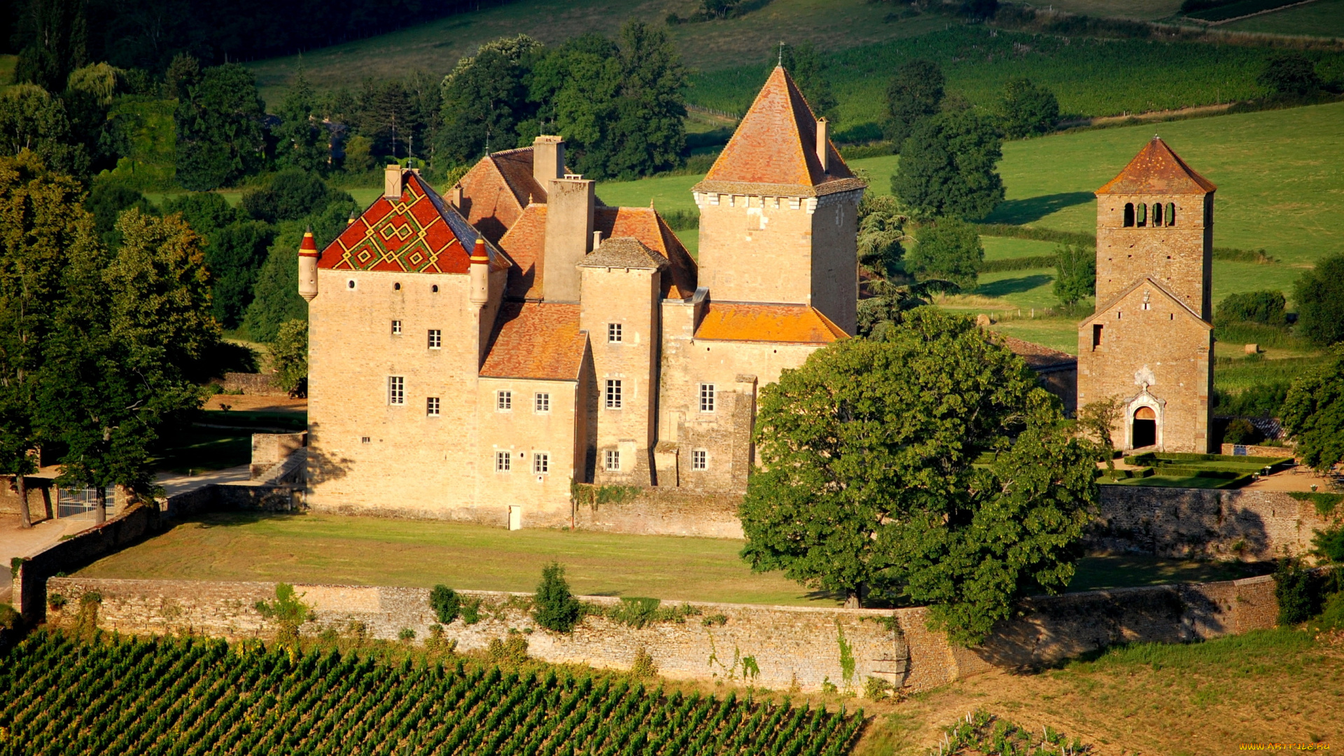 замок, pierreclos, франция, города, дворцы, замки, крепости, поля