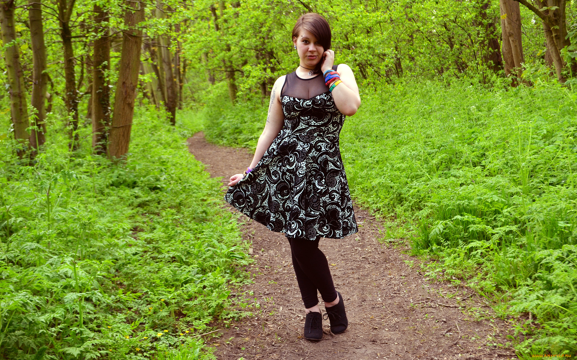 -Unsort, Брюнетки, Шатенки, девушки, unsort, брюнетки, шатенки, лес, тату, пирсинг