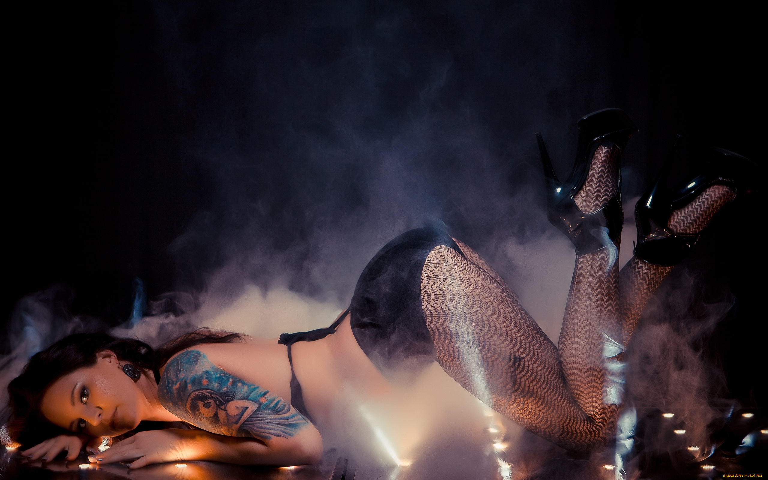 -Unsort, Брюнетки, Шатенки, девушки, unsort, брюнетки, шатенки, туфли, колготки, дым, chrissy, тату