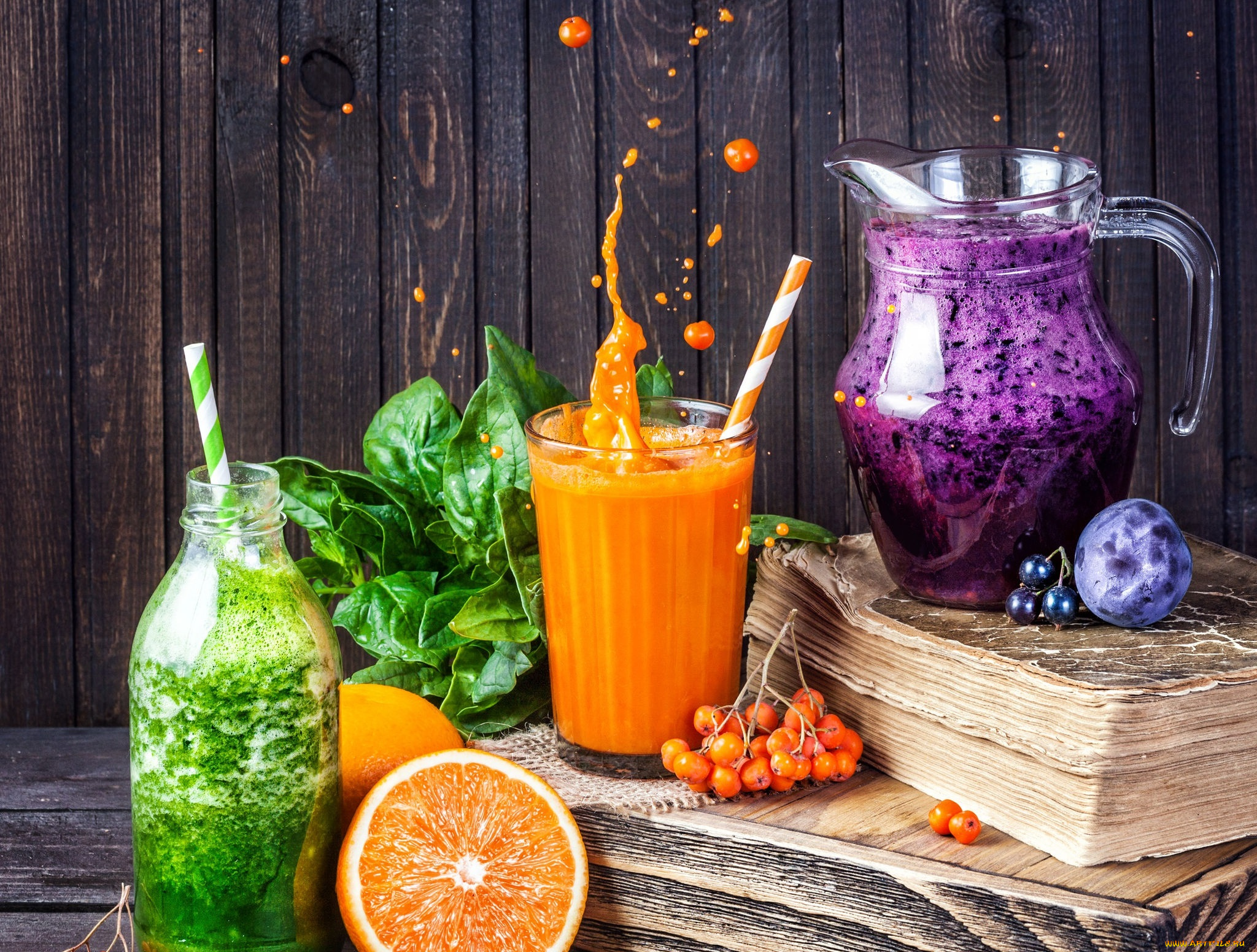 еда, напитки, , сок, зелень, брызги, стакан, доски, бутылка, апельсин, всплеск, сок, трубочка, напиток, кувшин, рябина, слива, смузи