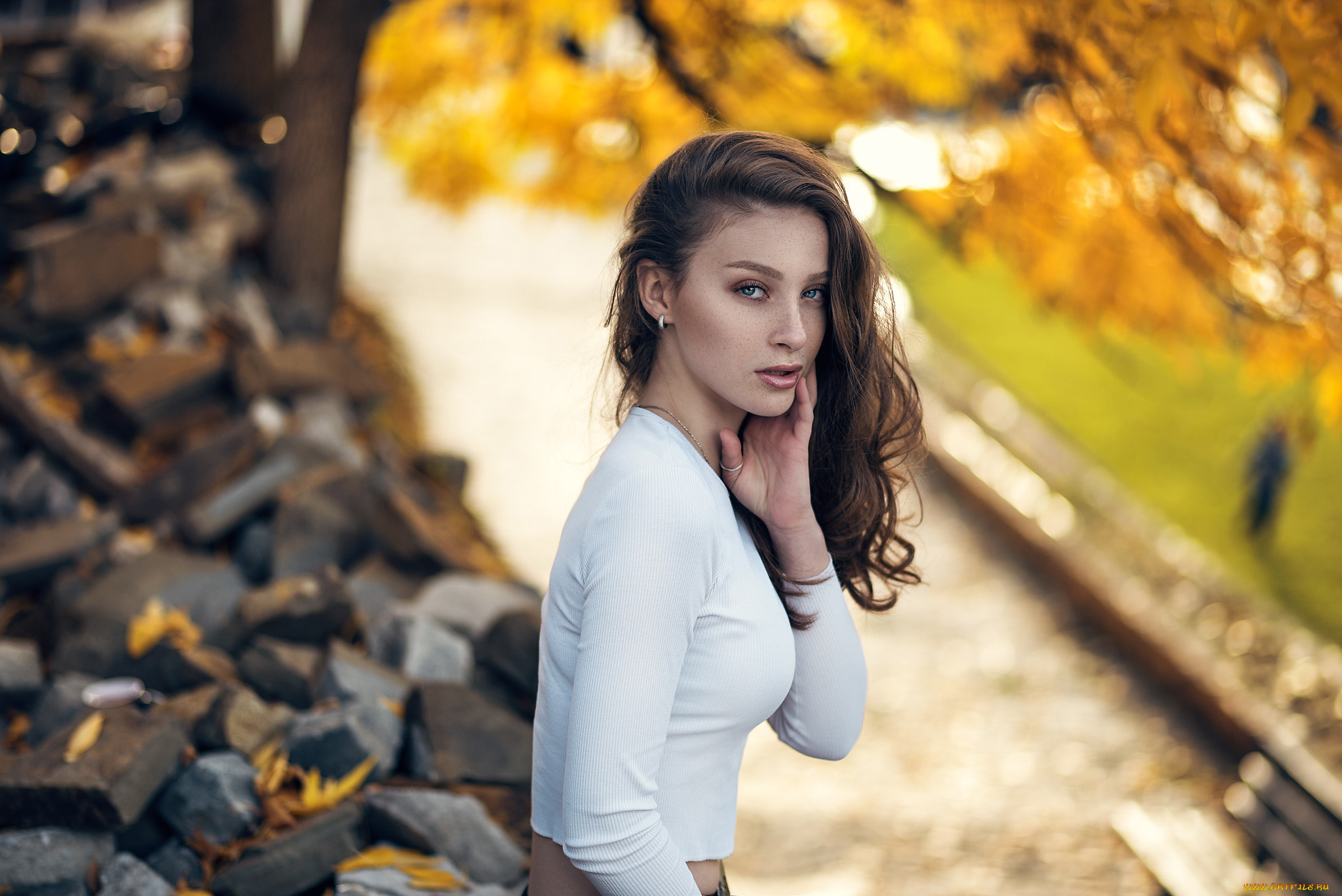 девушки, -unsort, , брюнетки, темноволосые, локоны, девушка, портрет, осень