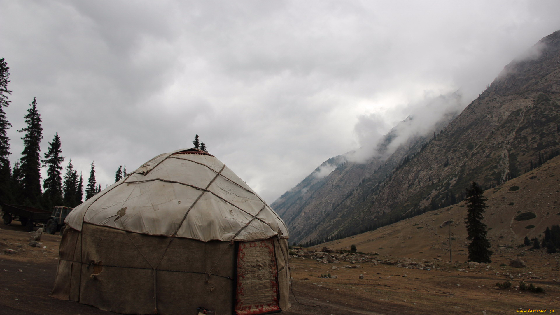 кино, фильмы, nomadland, юрта, горы