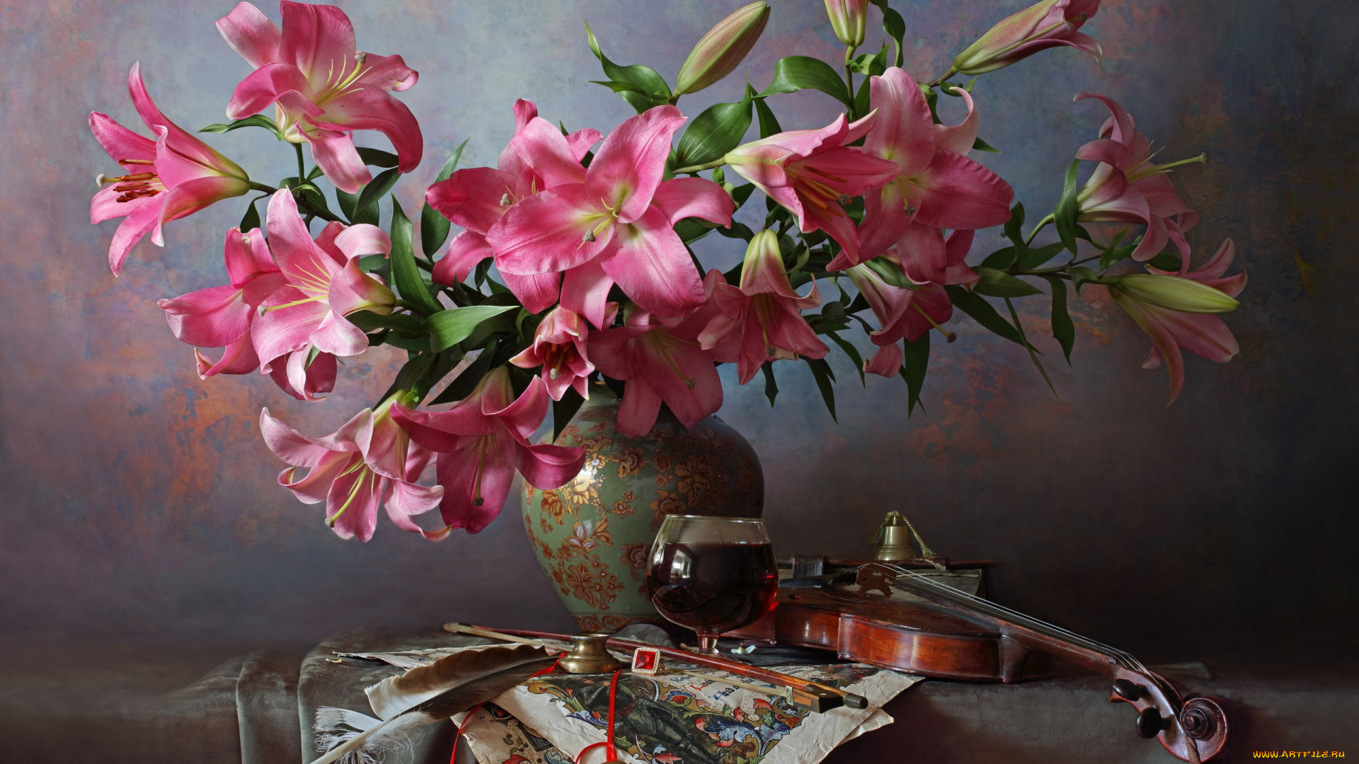 цветы, лилии, , лилейники, букет, розовые, бокал, вино, скрипка