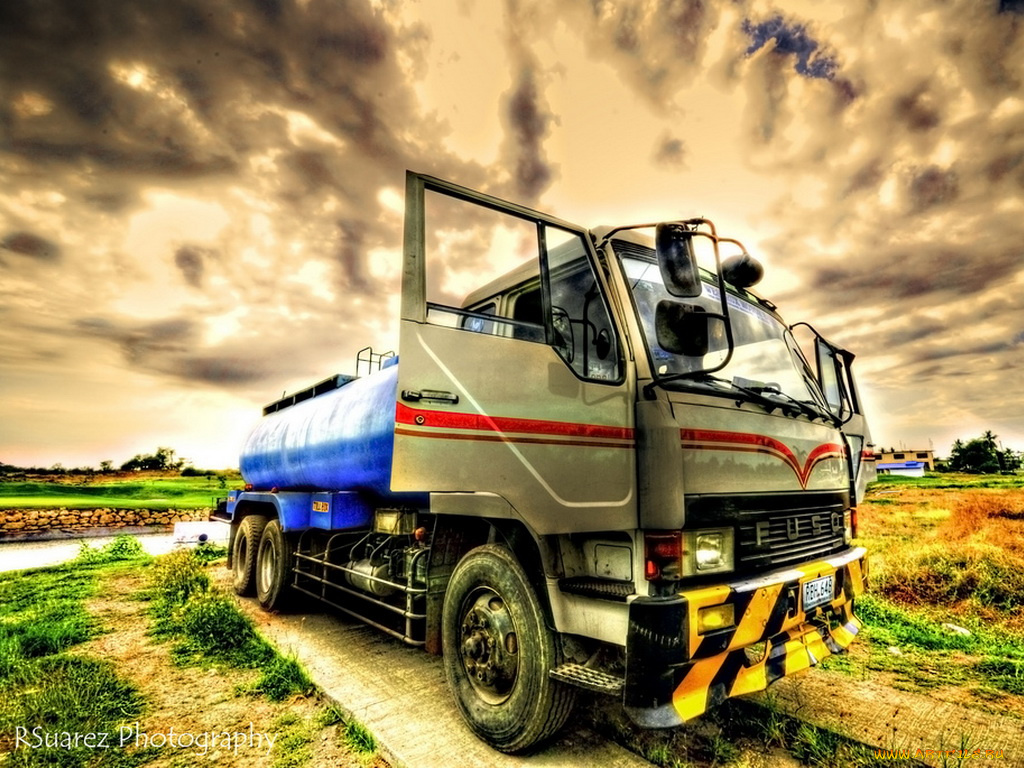 автомобили, грузовики