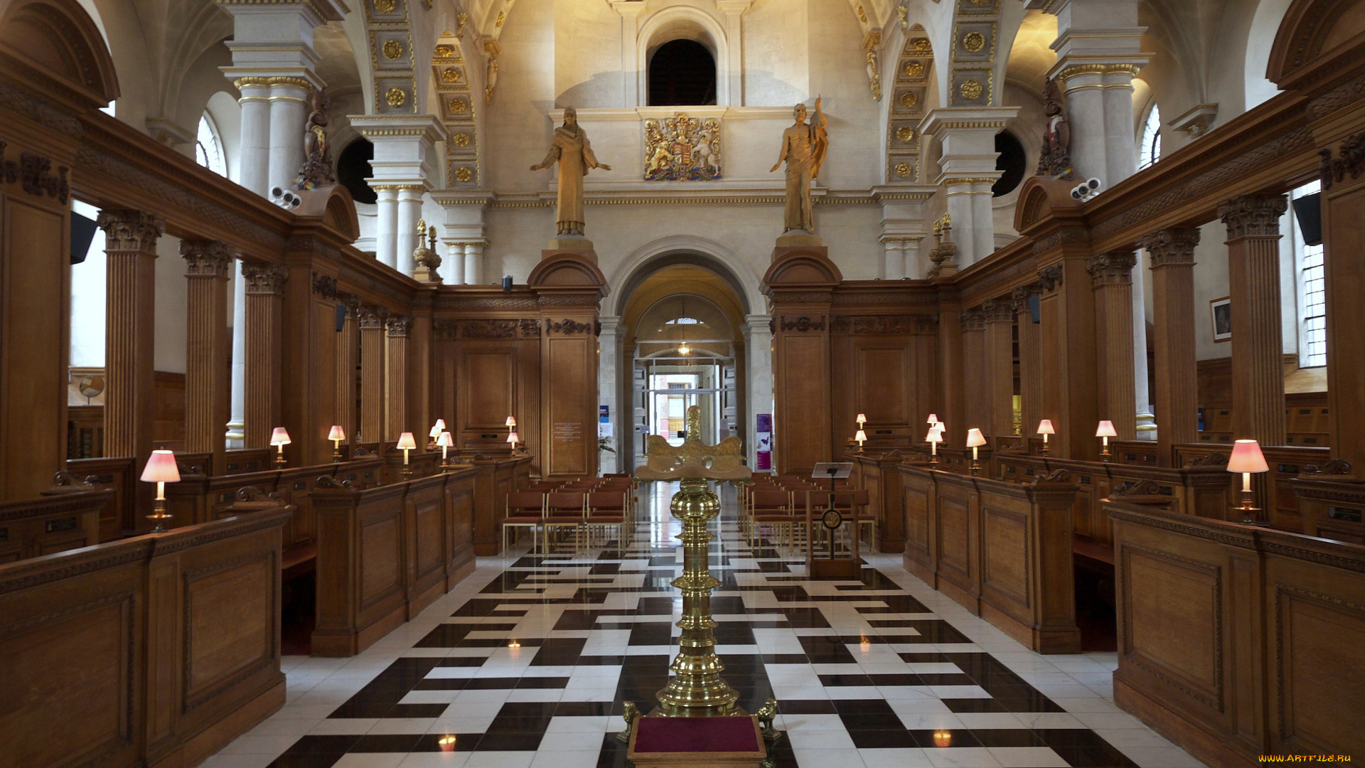 церковь, святой, невесты, лондон, интерьер, убранство, роспись, храма, статуи, колонны