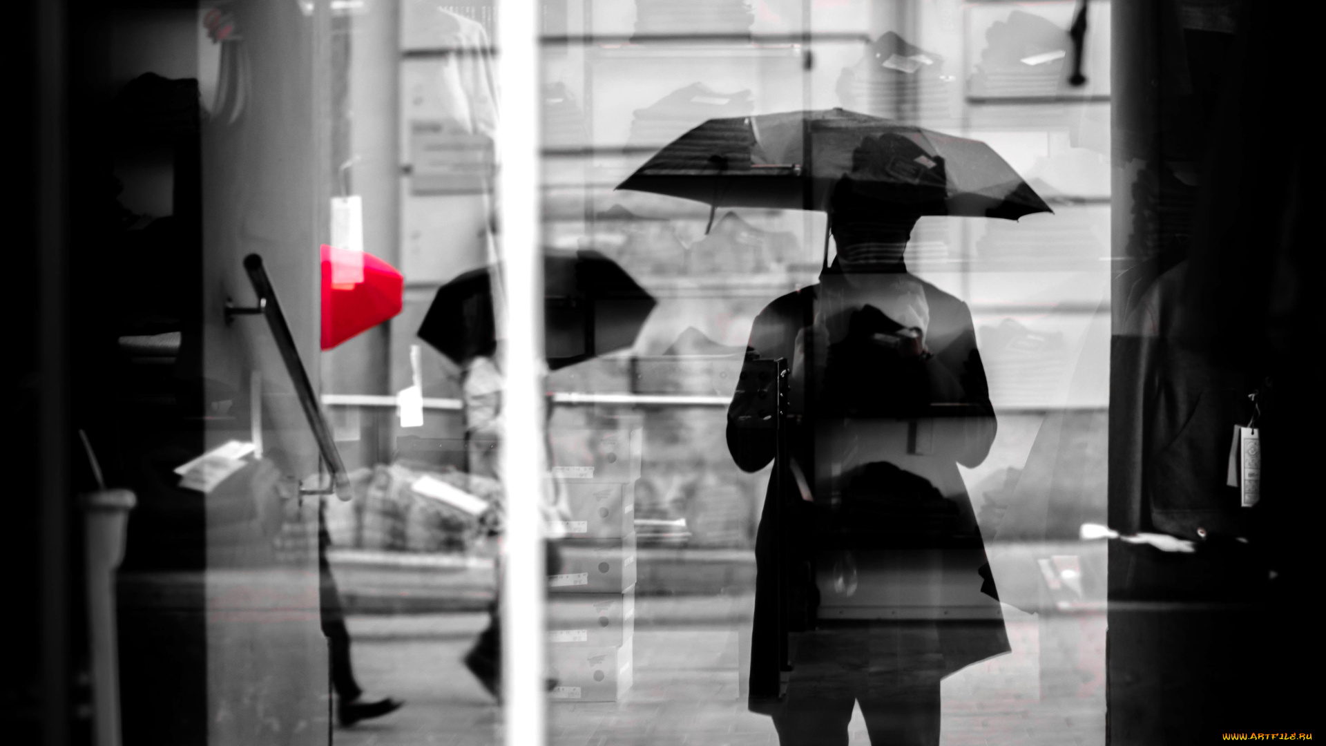 разное, люди, витрина, стекло, улица, город, зонты, дождь