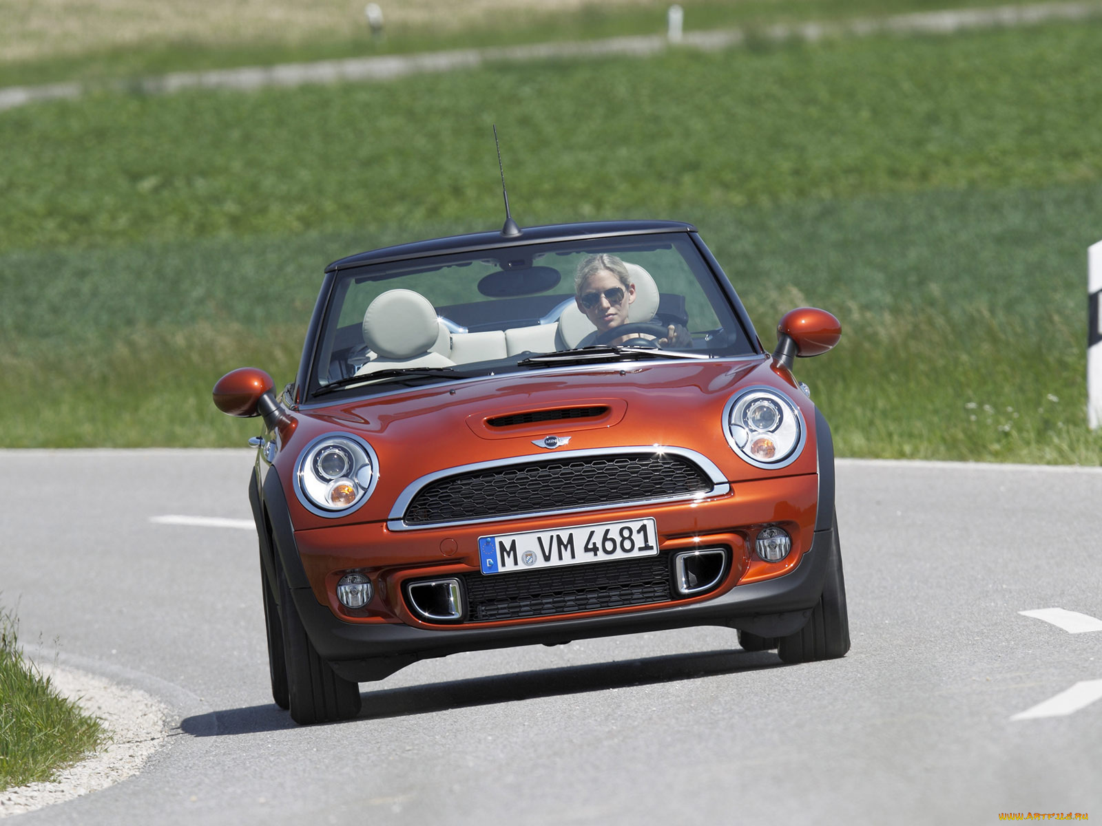 автомобили, mini