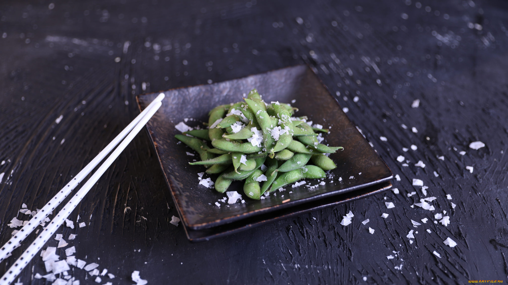 еда, разное, тарелка, палочки, фасоль