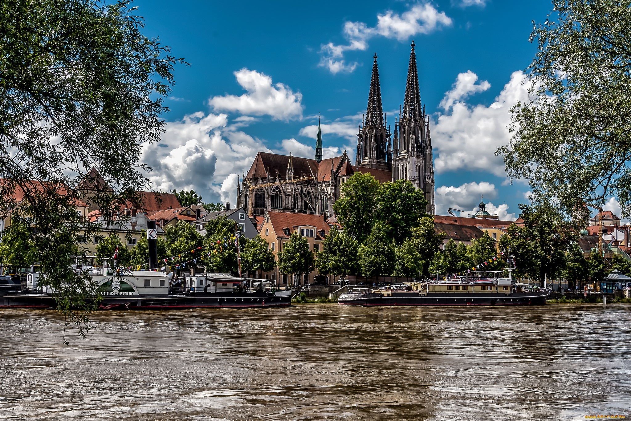 города, -, католические, соборы, , костелы, , аббатства, река