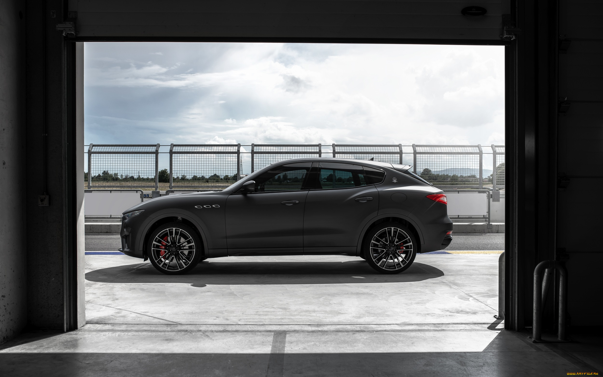 автомобили, maserati