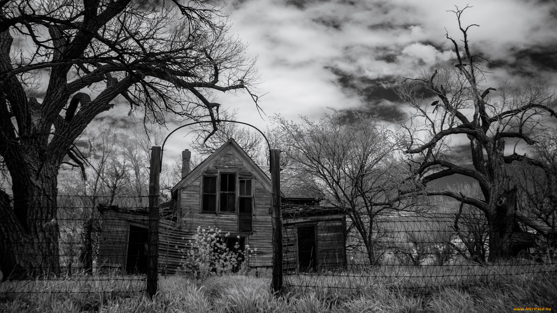 разное, развалины, , руины, , металлолом, дом, чёрно-белое, фото