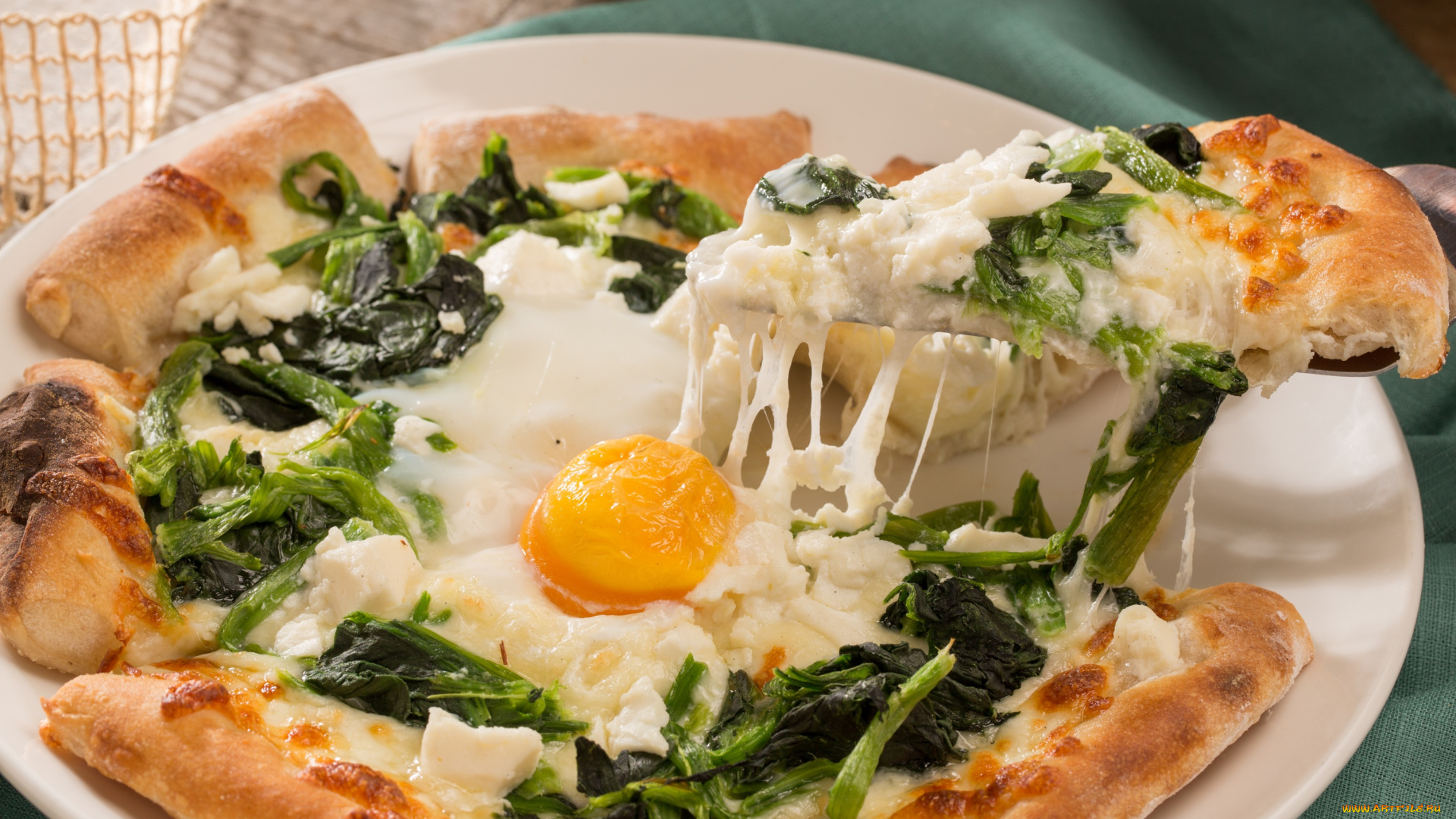 еда, пицца, шпинат, яйцо