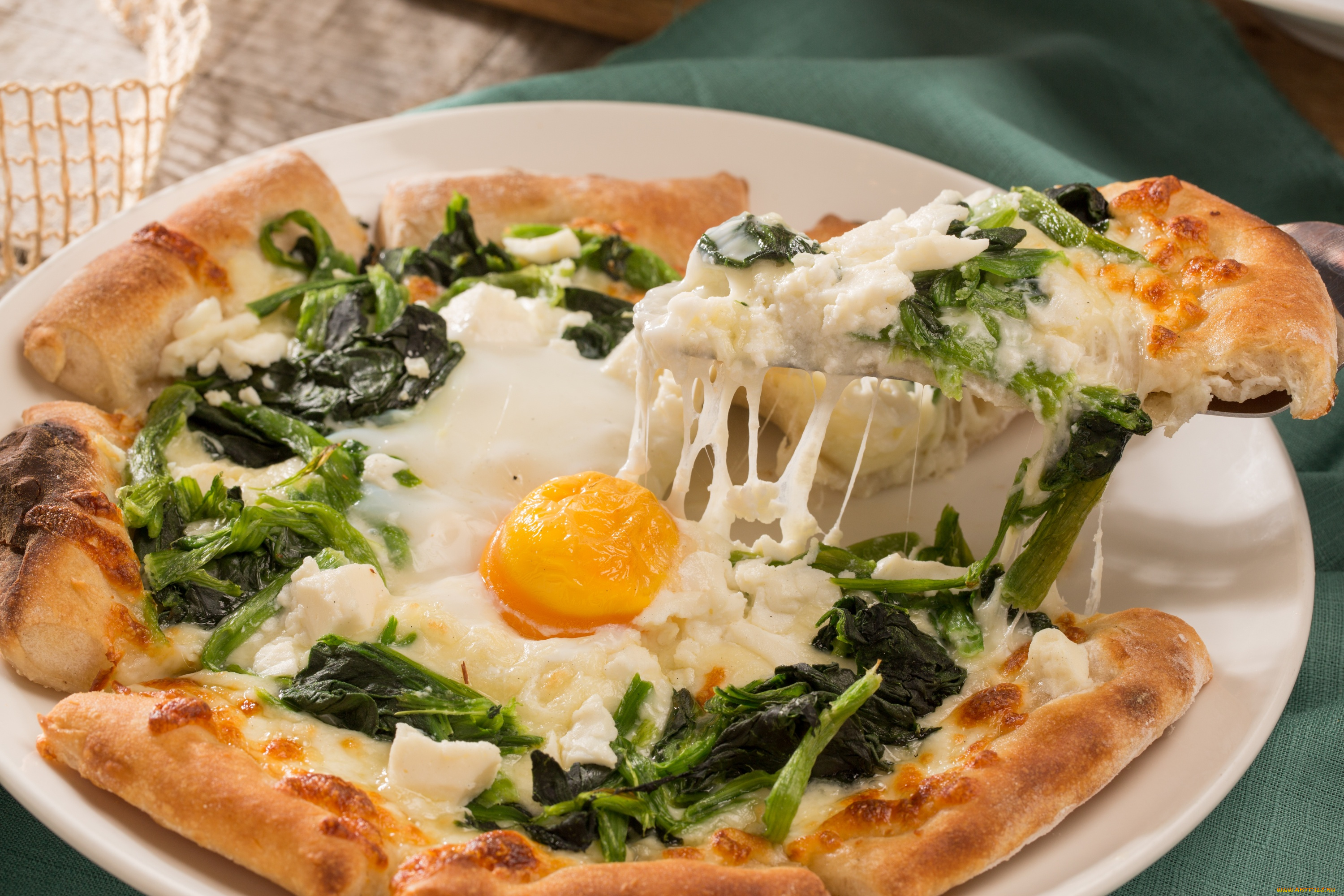 еда, пицца, шпинат, яйцо