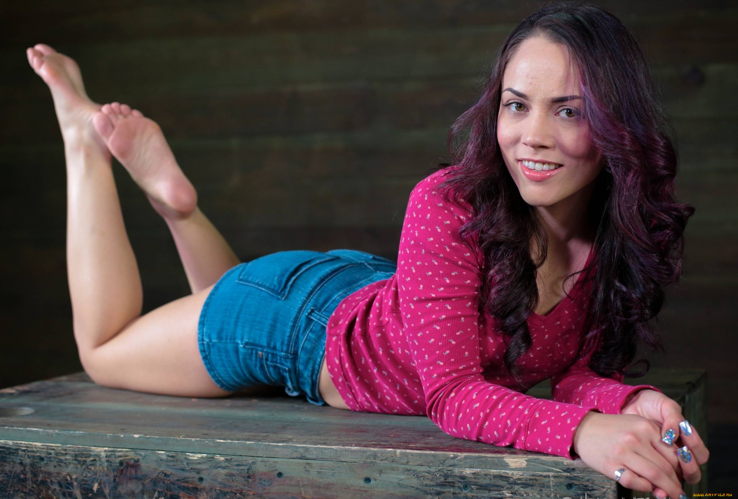 девушки, kristina, rose, шорты, блузка, поза, улыбка