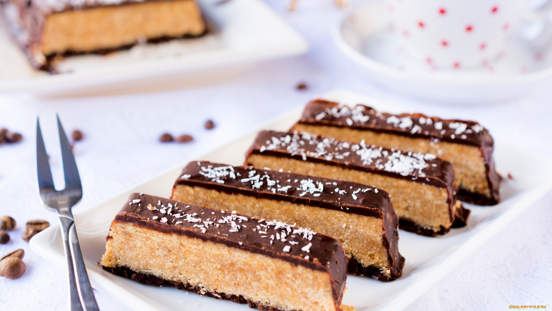 еда, пирожные, , кексы, , печенье, кофейные, зерна, кокосовая, стружка, шоколад, пирожное