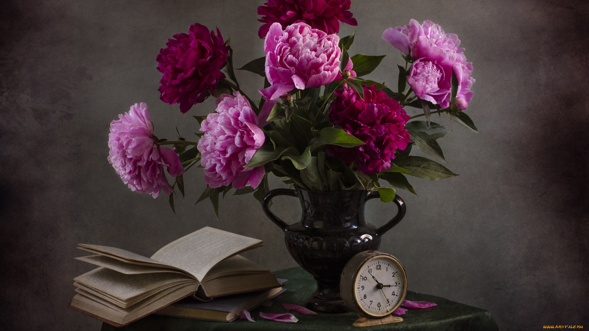 цветы, пионы, аромат, пионов, чтение, стол, скатерть, светлана, андреянова, натюрморт, книги, винтаж, букет