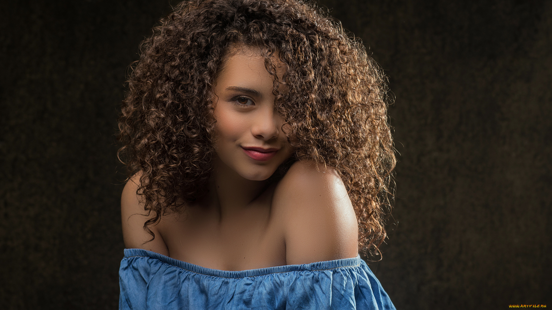 curly, camila, девушки, curly, camila, портрет, лицо, девушка, модель, мулатка, красотка, поза, взгляд, макияж, причёска, стройная, сексуальная, кудряшки, флирт